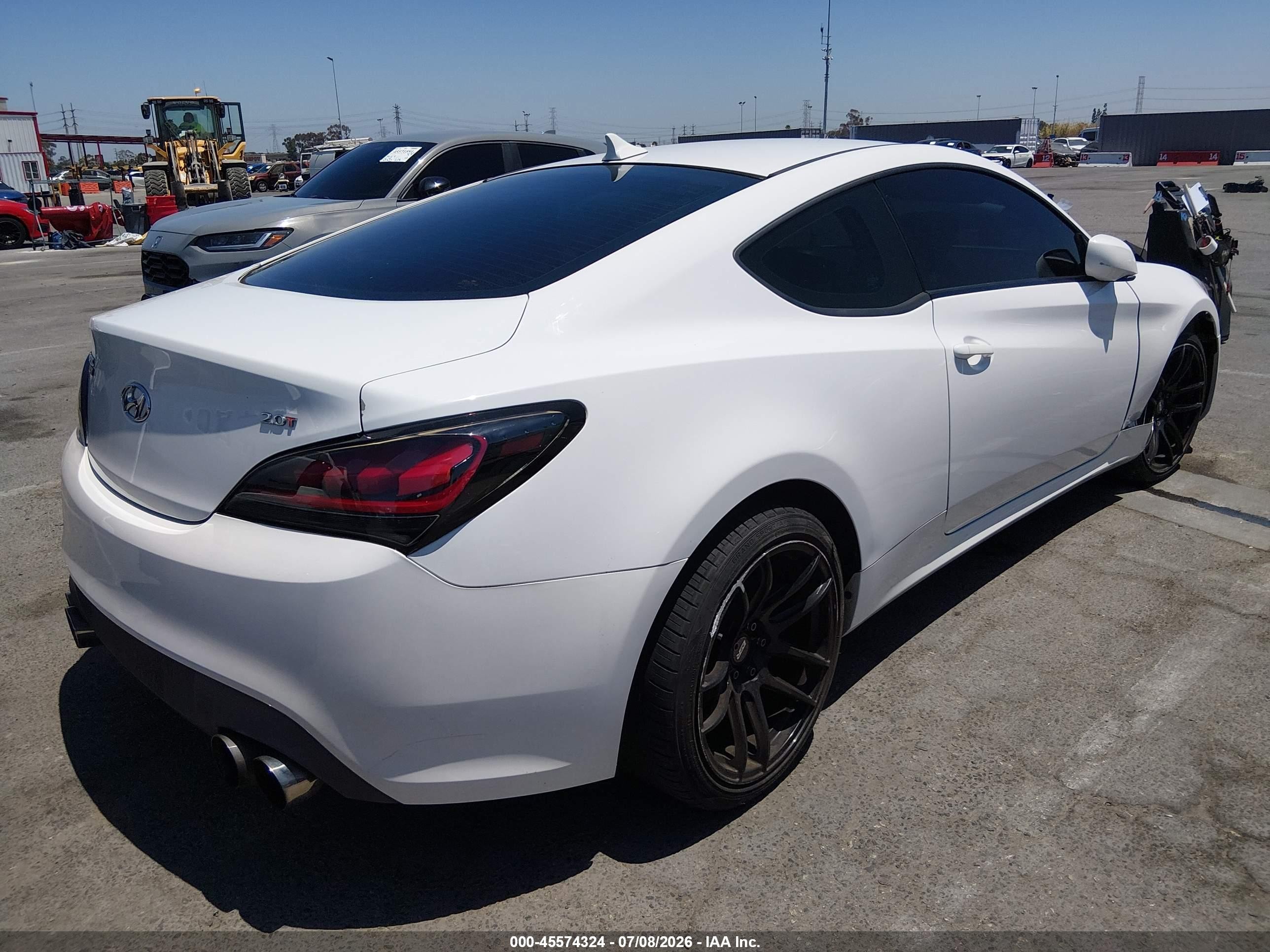 2013 Hyundai Genesis 2.0t Белый vin: KMHHT6KD0DU080908