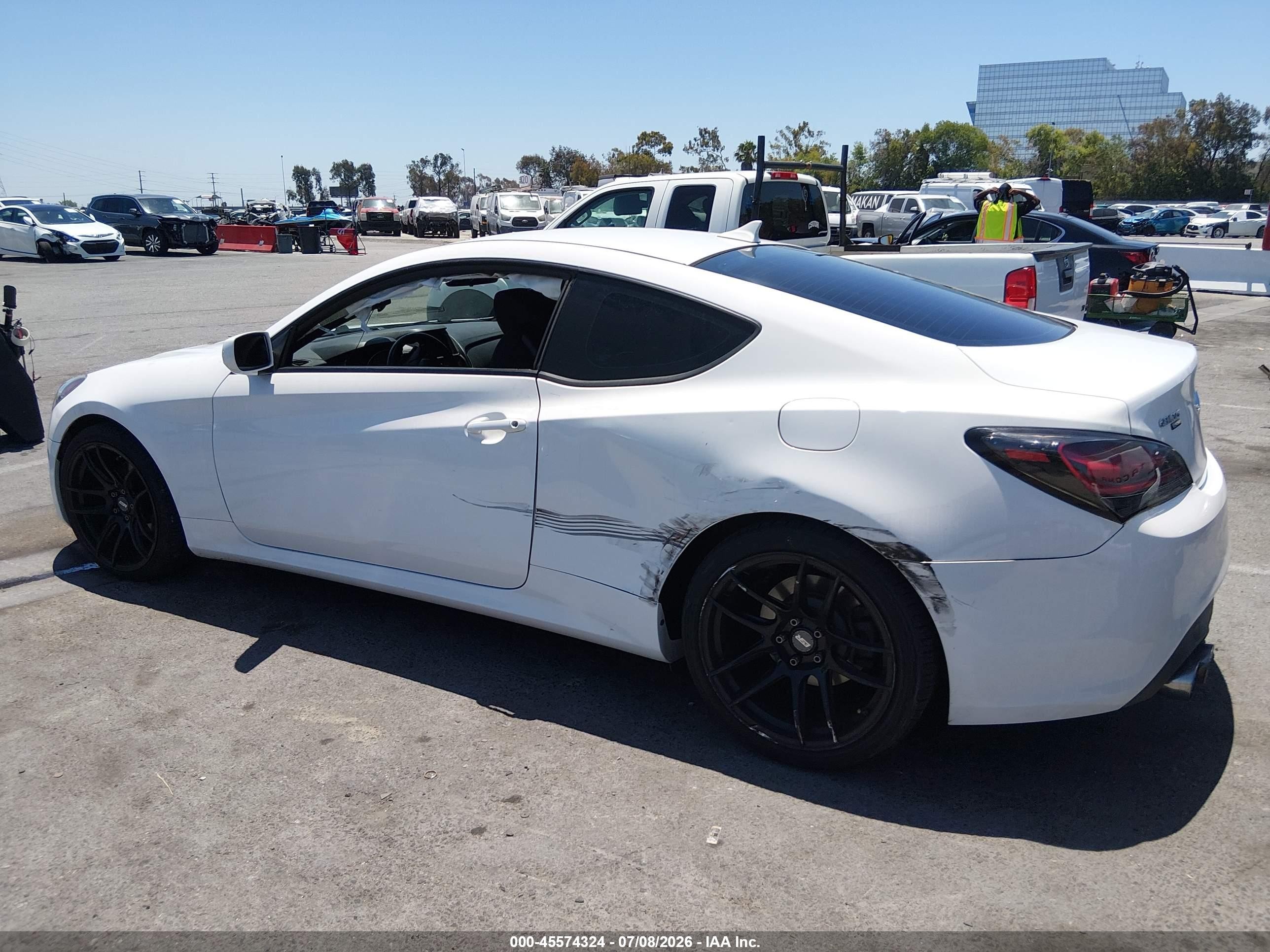 2013 Hyundai Genesis 2.0t Белый vin: KMHHT6KD0DU080908