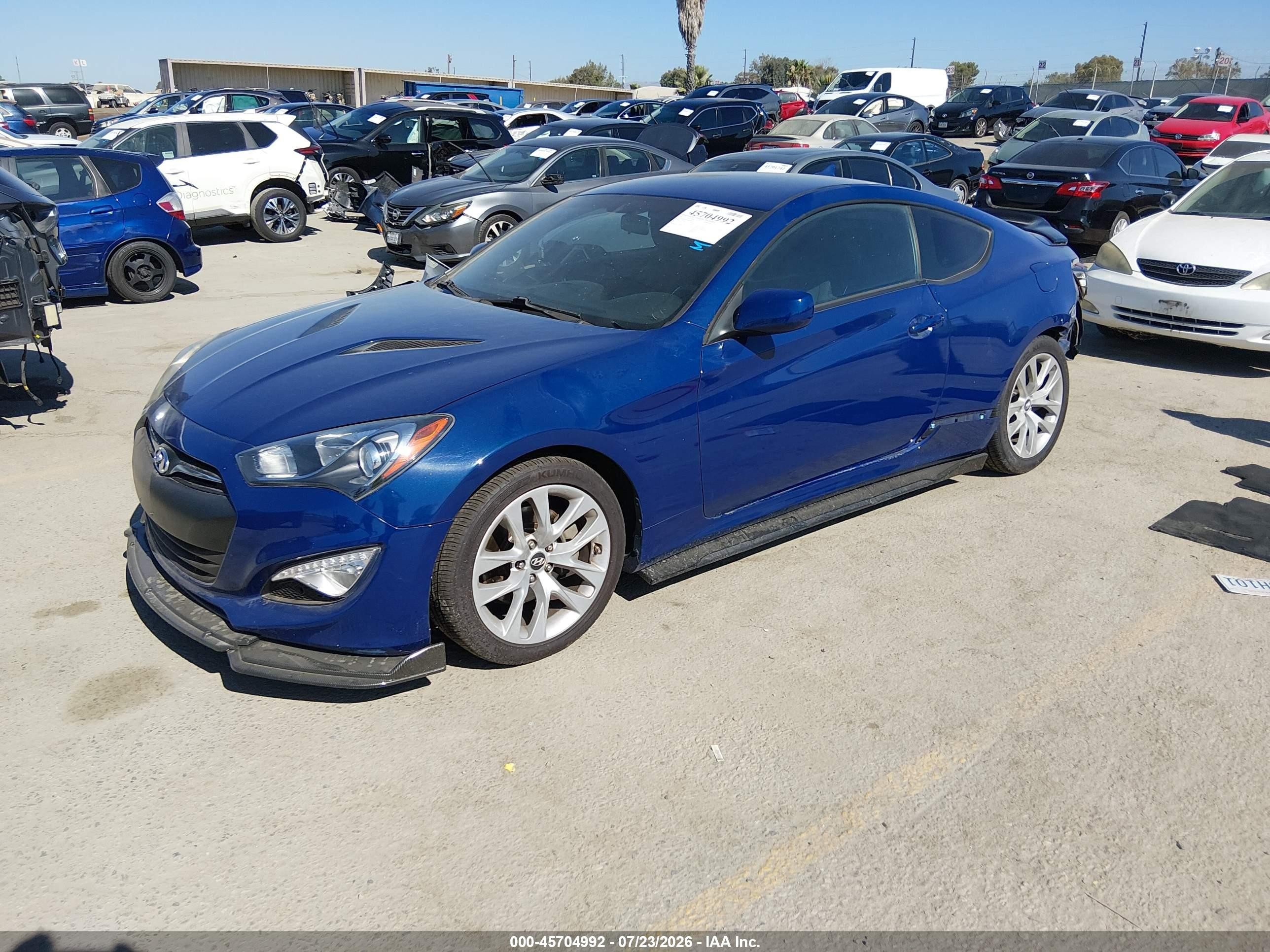 2013 Hyundai Genesis 2.0t Blue vin: KMHHT6KD0DU082271