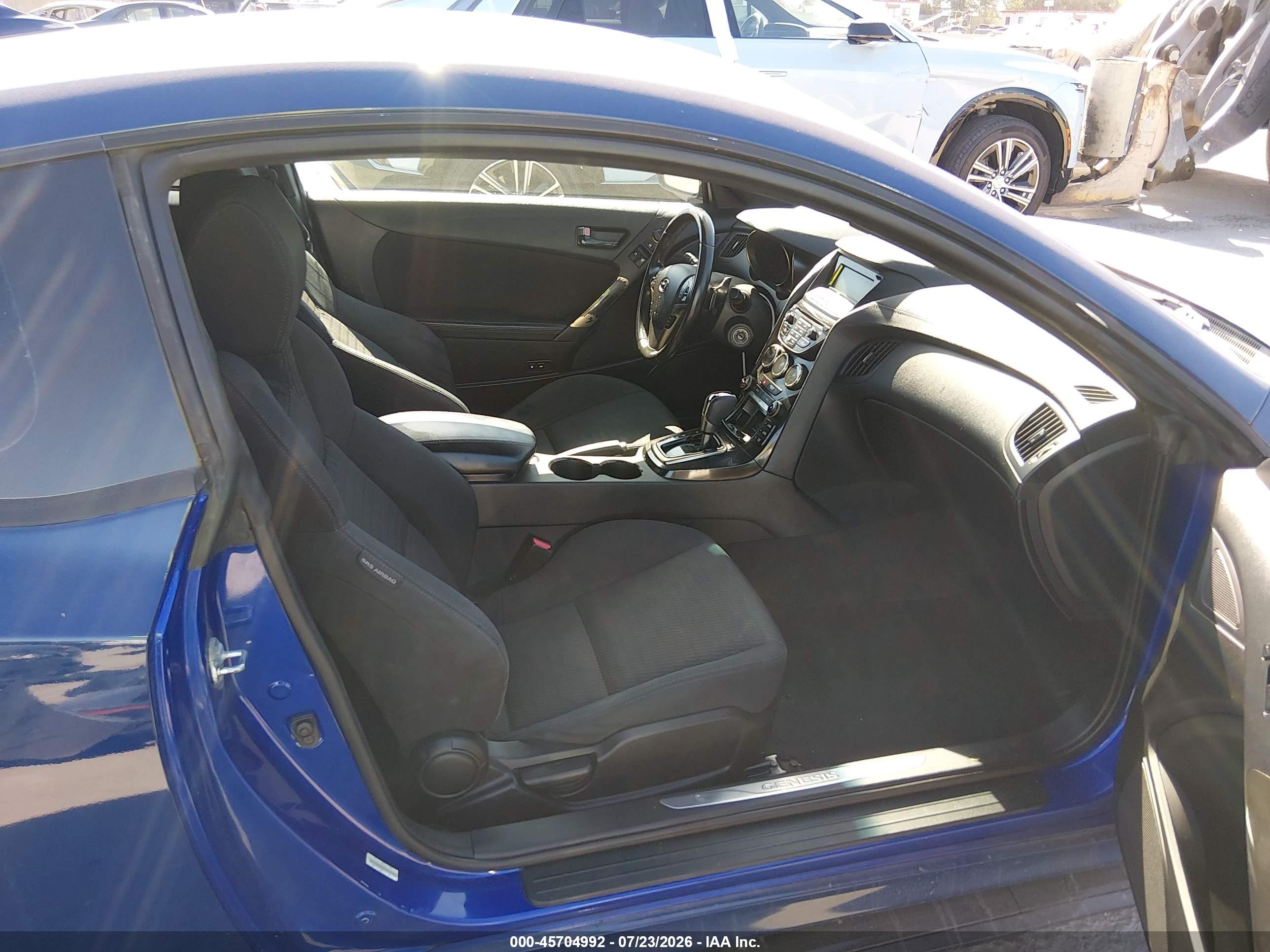 2013 Hyundai Genesis 2.0t Blue vin: KMHHT6KD0DU082271
