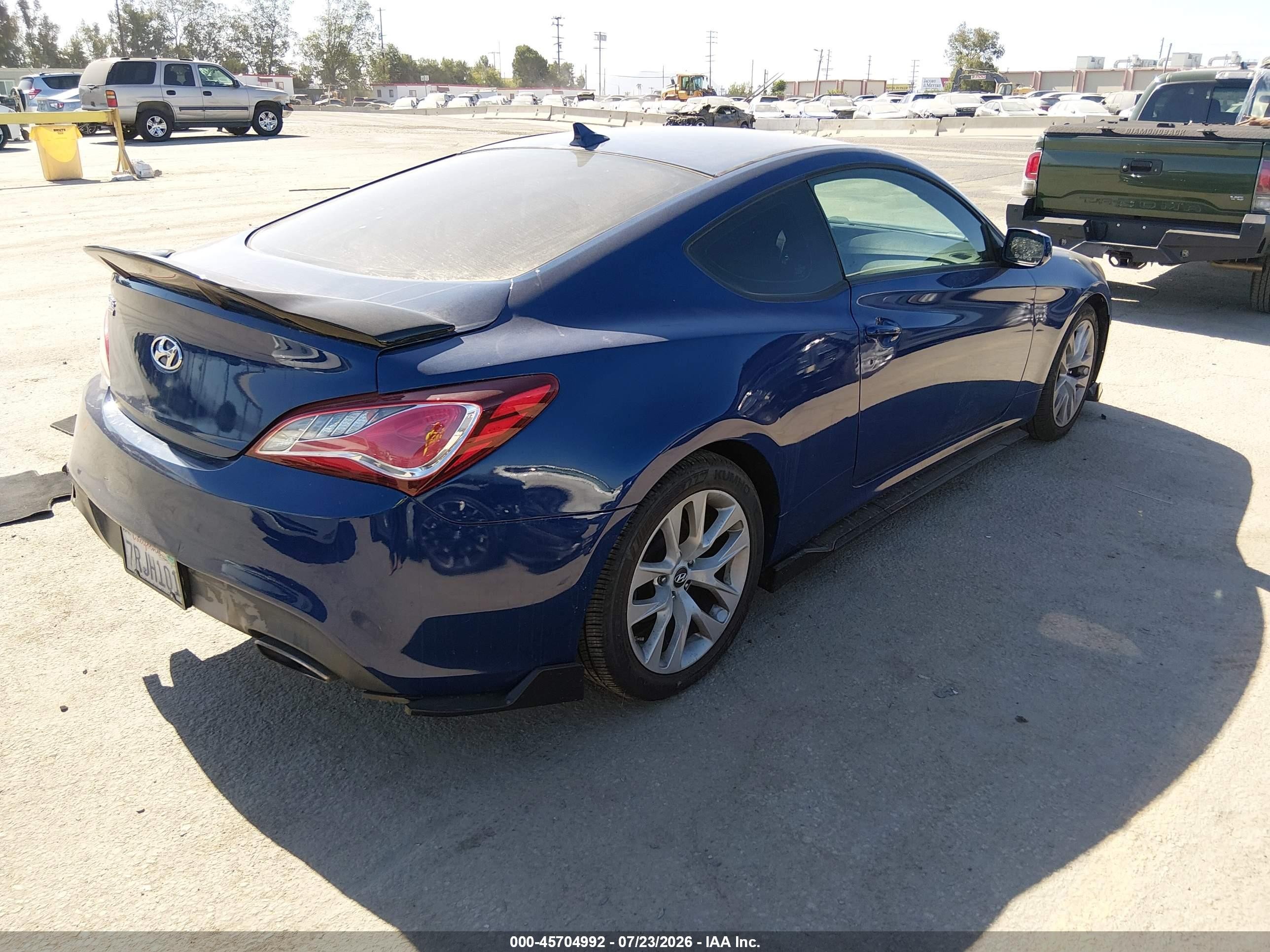 2013 Hyundai Genesis 2.0t Blue vin: KMHHT6KD0DU082271