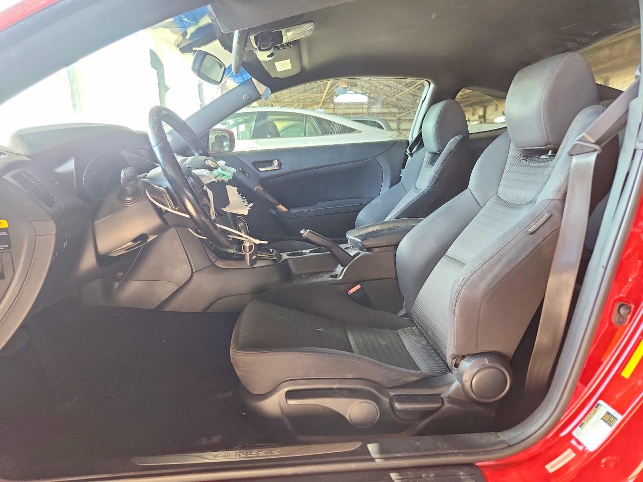 2014 Hyundai Genesis Coupe 2.0t Red vin: KMHHT6KD0EU121653