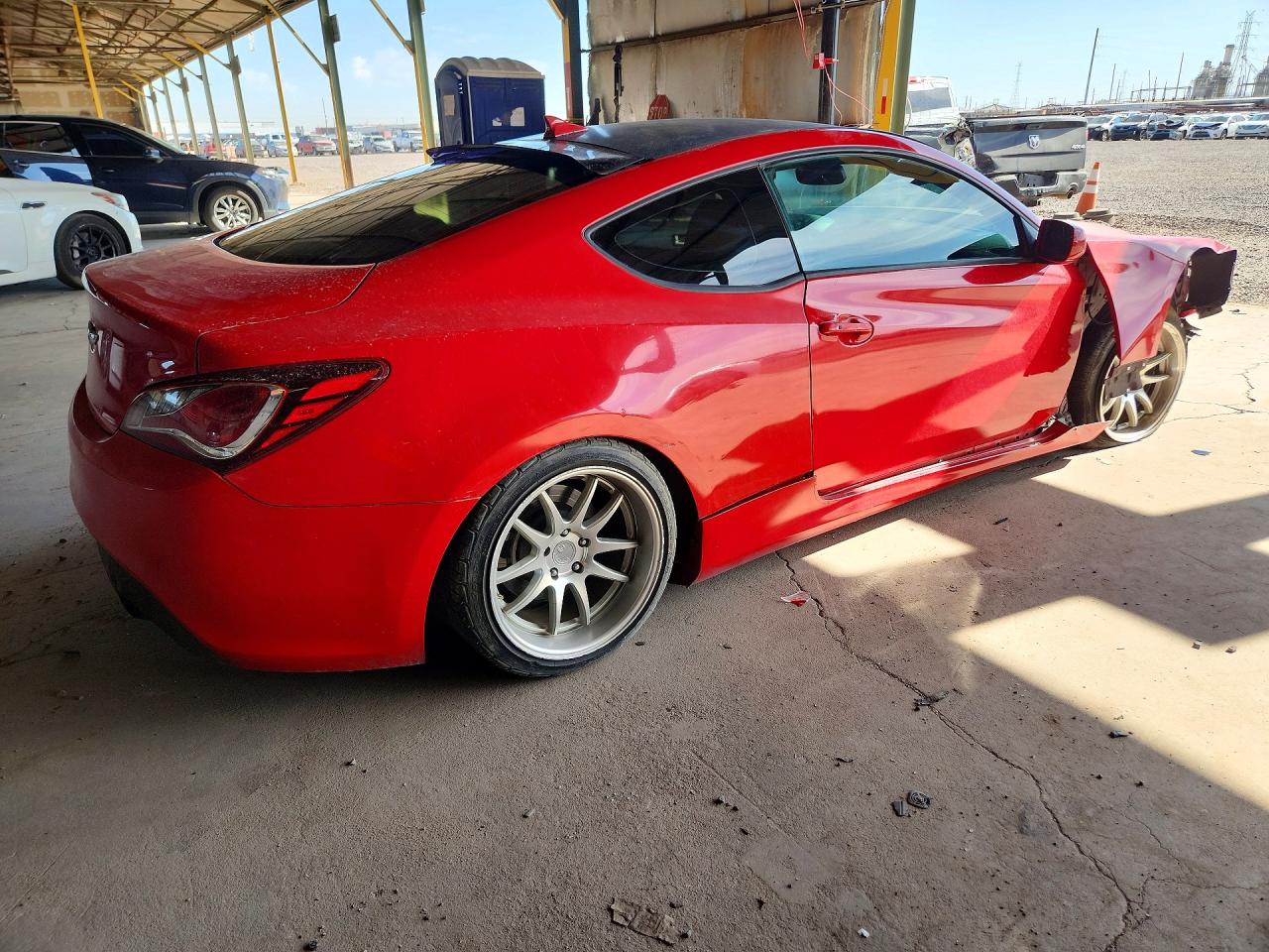 2014 Hyundai Genesis Coupe 2.0t Red vin: KMHHT6KD0EU121653