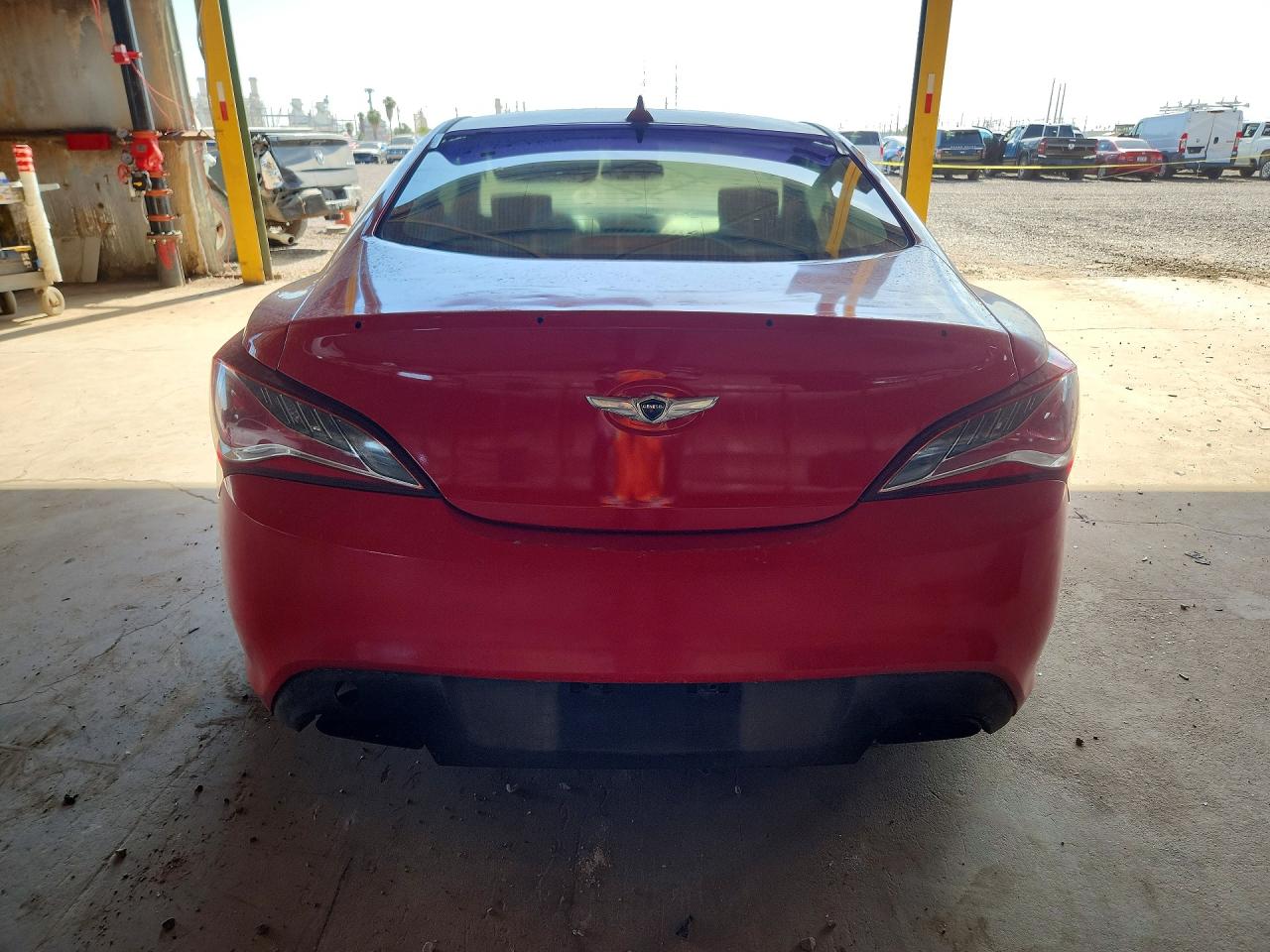 2014 Hyundai Genesis Coupe 2.0t Red vin: KMHHT6KD0EU121653