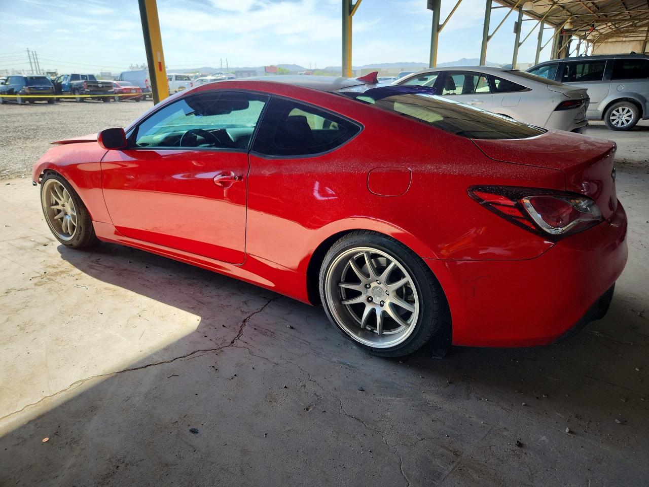 2014 Hyundai Genesis Coupe 2.0t Red vin: KMHHT6KD0EU121653