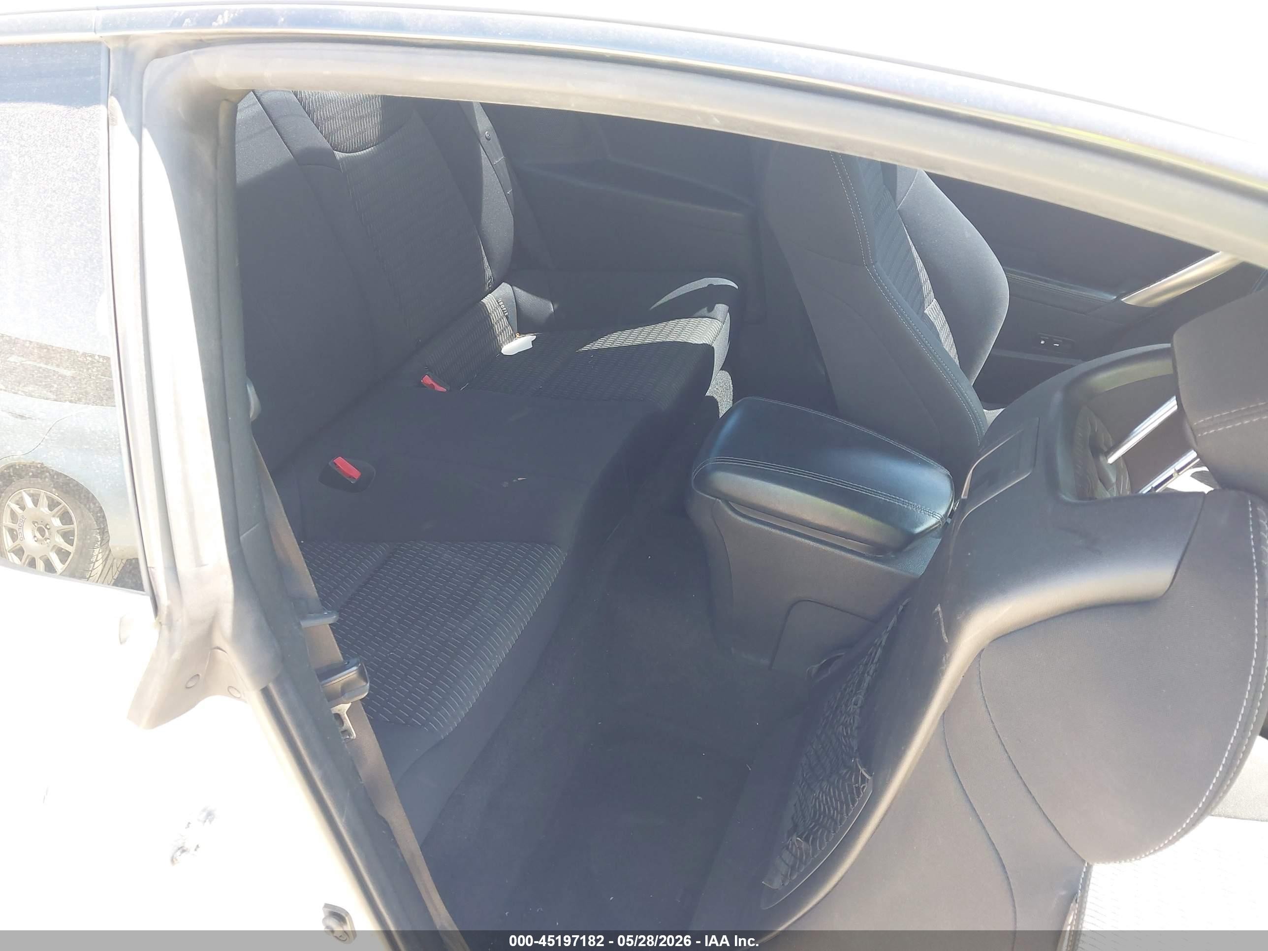 2013 Hyundai Genesis 2.0t White vin: KMHHT6KD1DU089682