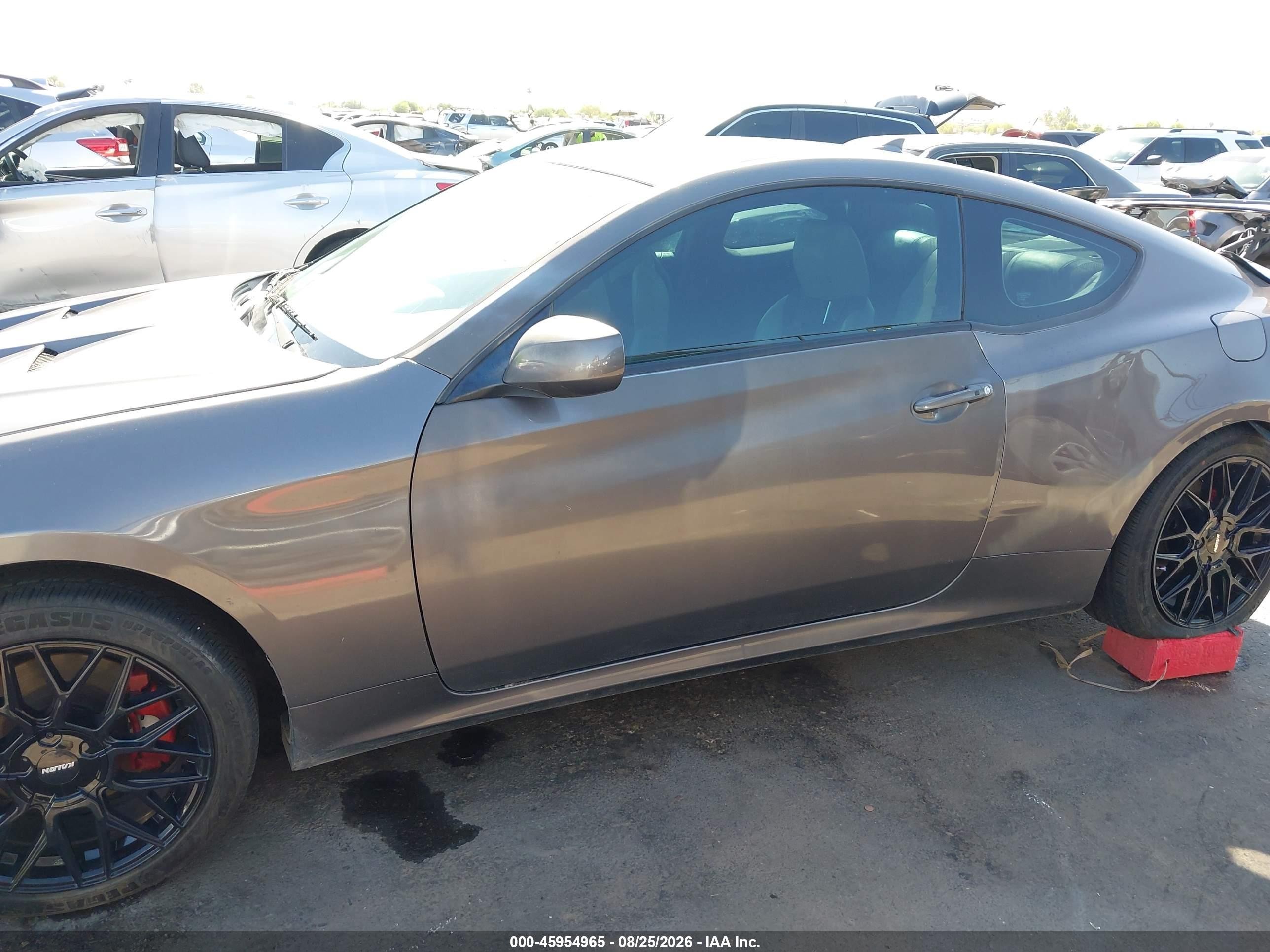 2013 Hyundai Genesis 2.0t Premium Gray vin: KMHHT6KD1DU100079