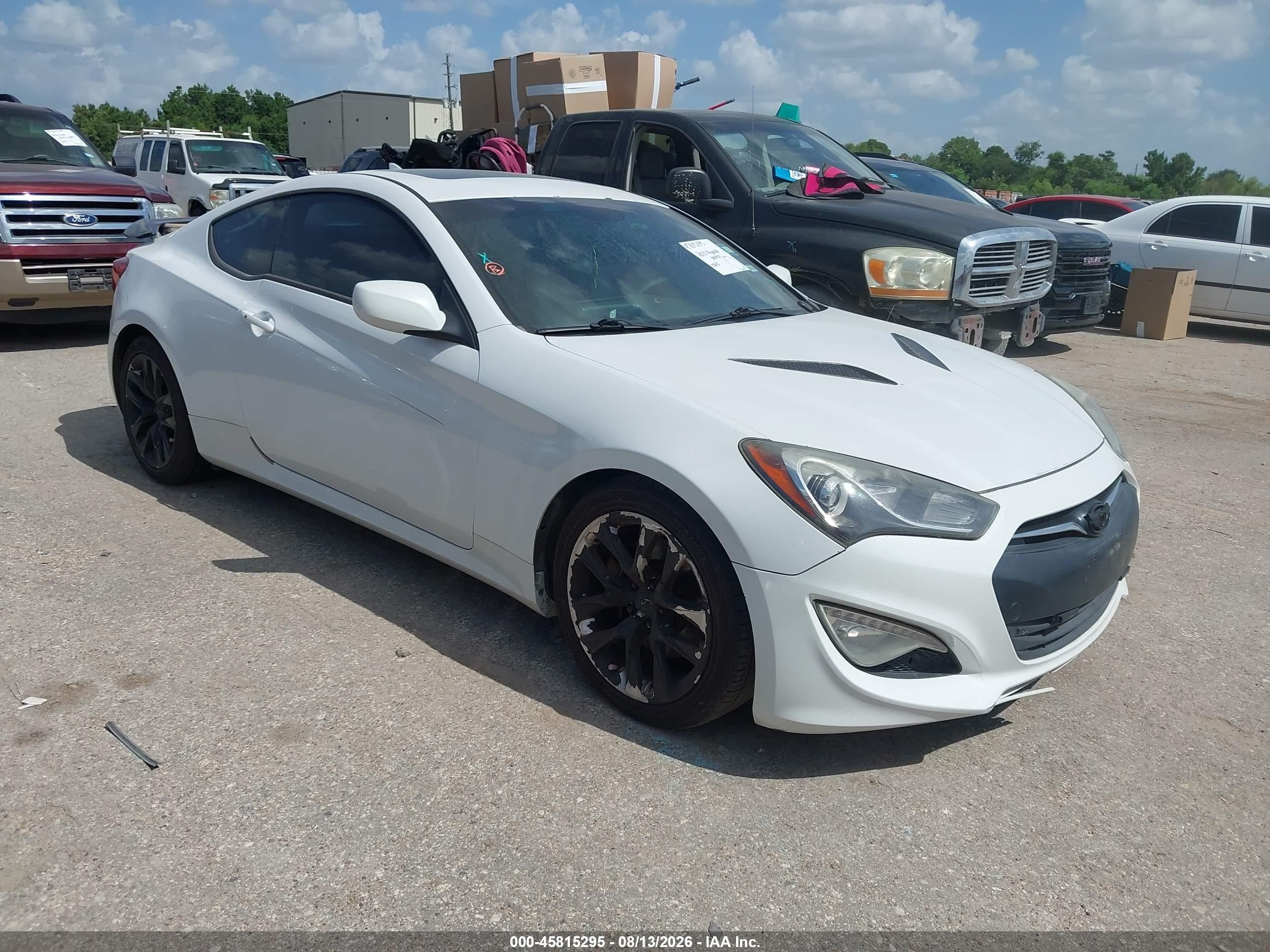 2013 Hyundai Genesis 2.0t Premium White vin: KMHHT6KD1DU103628