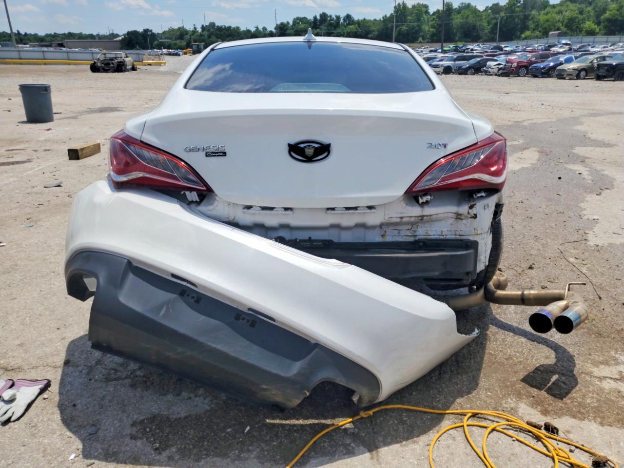 2014 Hyundai Genesis Coupe 2.0t White vin: KMHHT6KD1EU115408