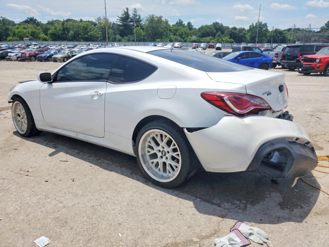 2014 Hyundai Genesis Coupe 2.0t White vin: KMHHT6KD1EU115408