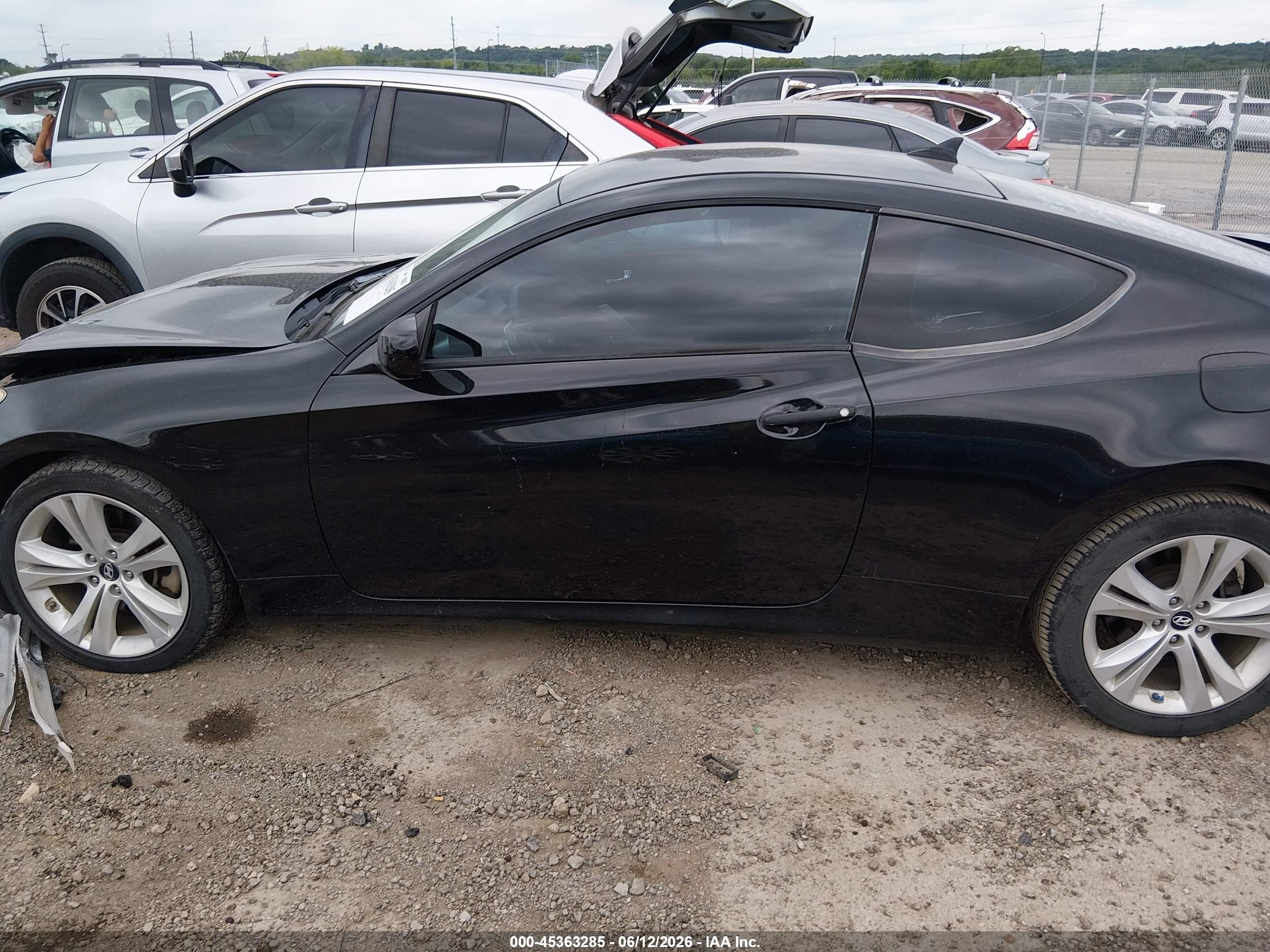 2010 Hyundai Genesis 2.0t Black vin: KMHHT6KD2AU035545