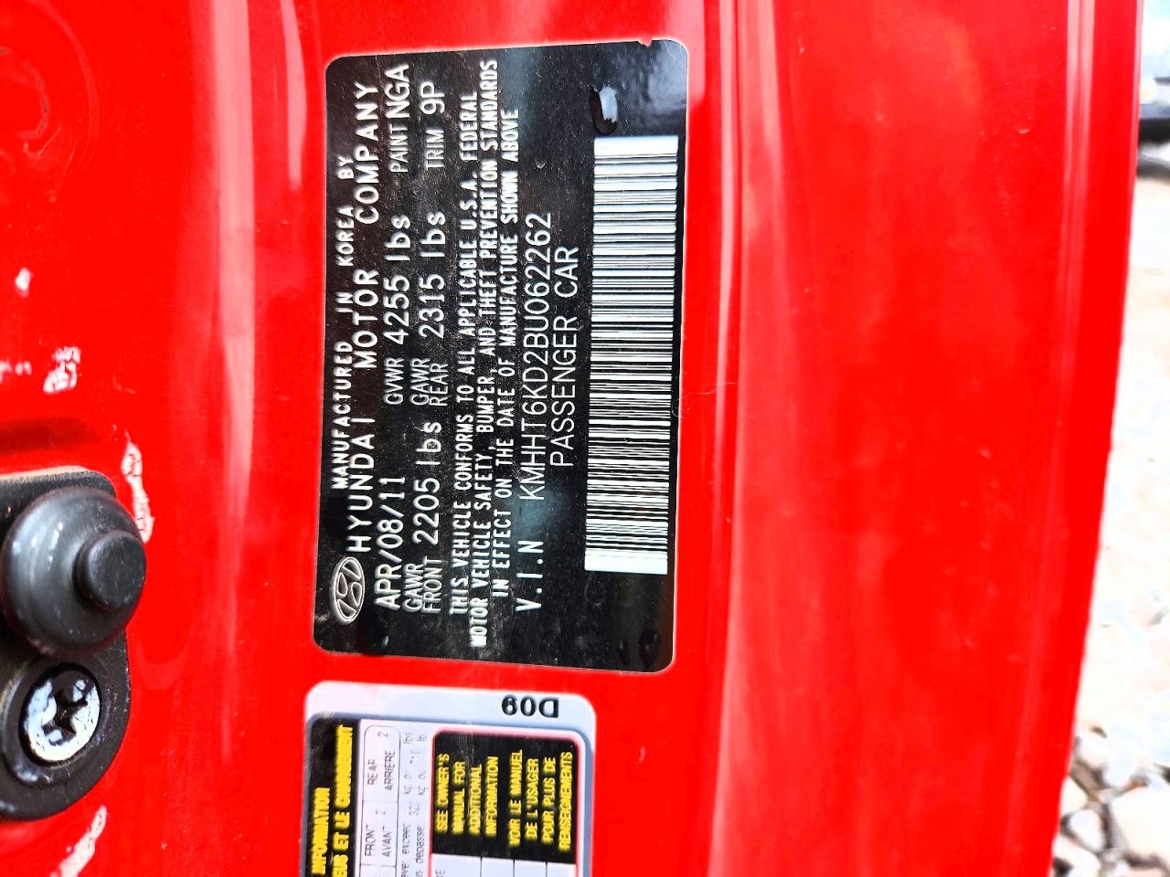 2011 Hyundai Genesis Coupe 2.0t Red vin: KMHHT6KD2BU062262