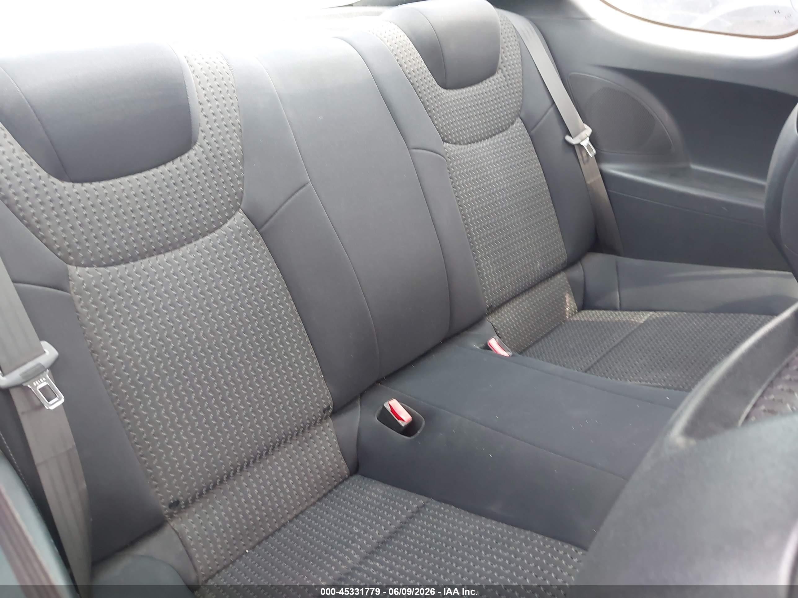 2012 Hyundai Genesis 2.0t White vin: KMHHT6KD2CU067737