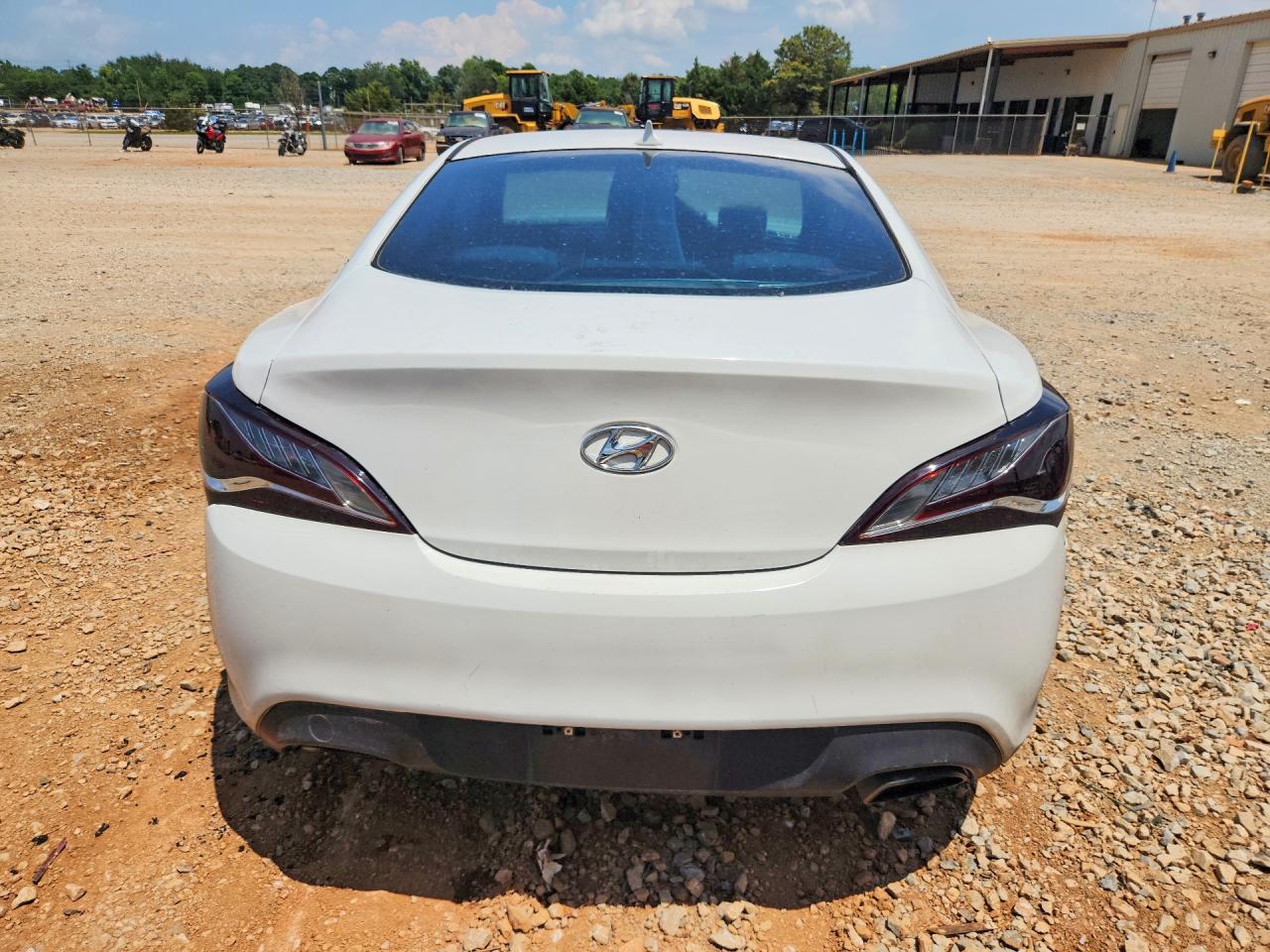 2013 Hyundai Genesis Coupe 2.0t White vin: KMHHT6KD2DU081168