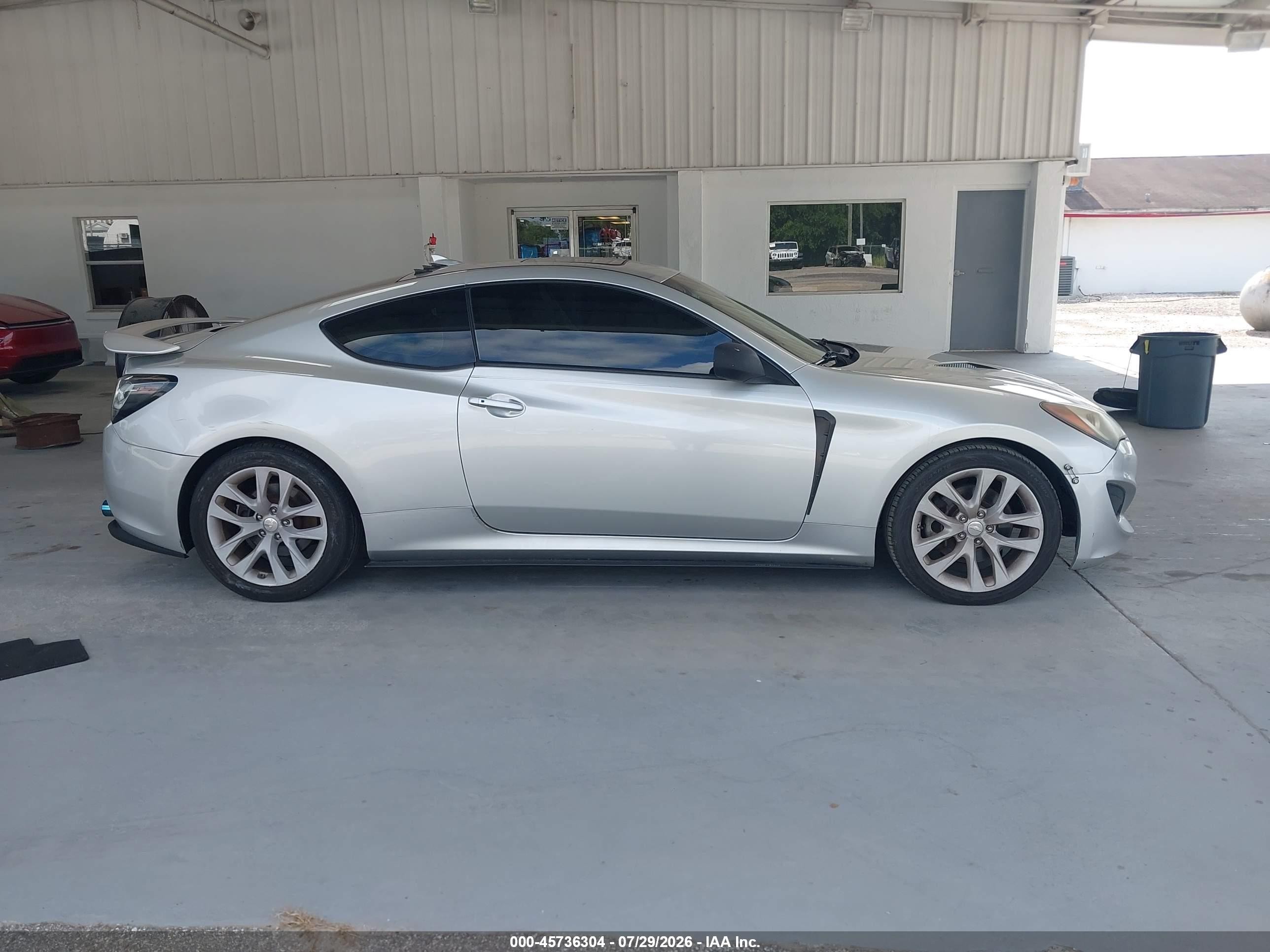 2013 Hyundai Genesis 2.0t Premium Silver vin: KMHHT6KD2DU086970