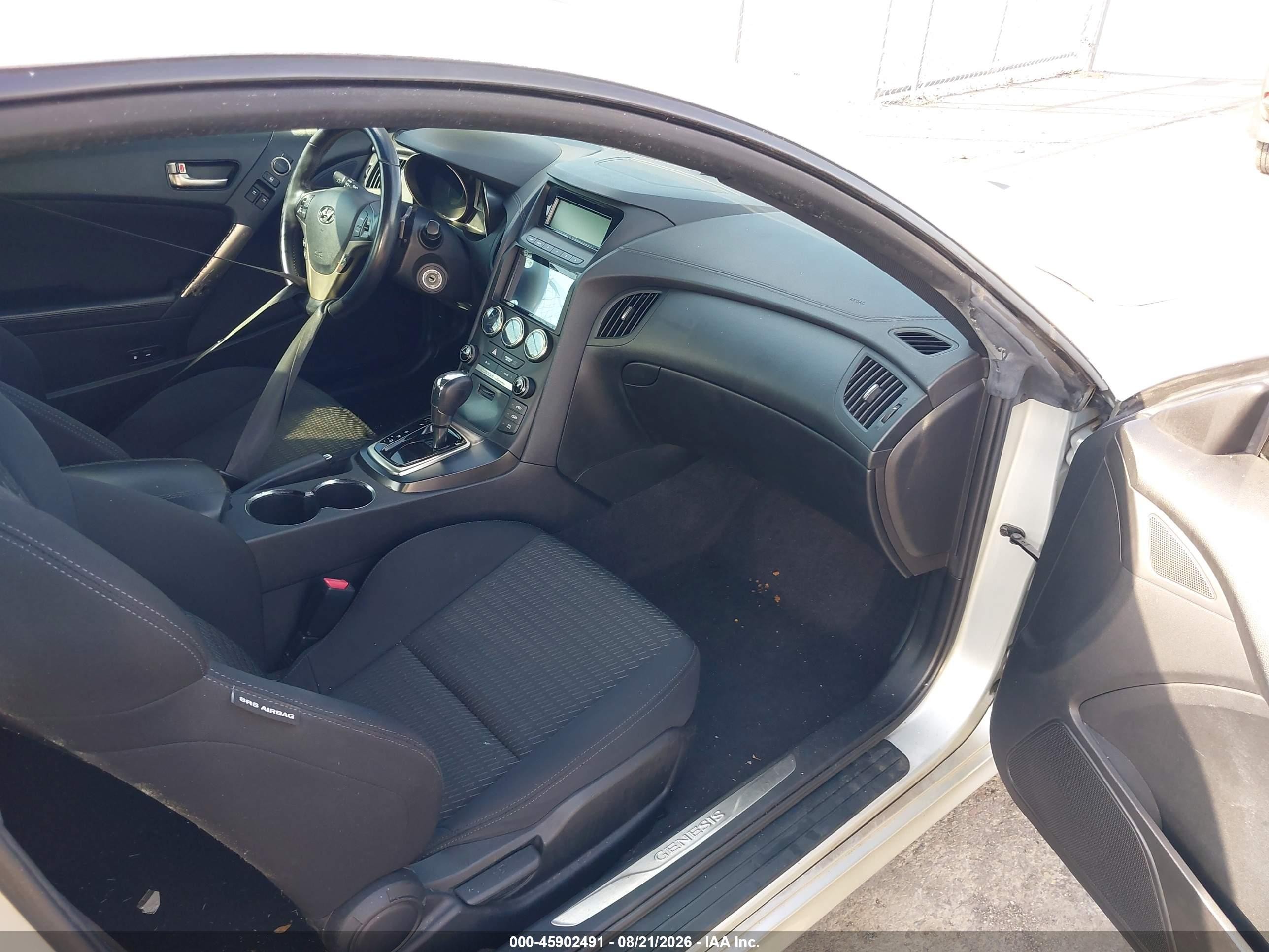 2013 Hyundai Genesis 2.0t Серебряный vin: KMHHT6KD2DU095524