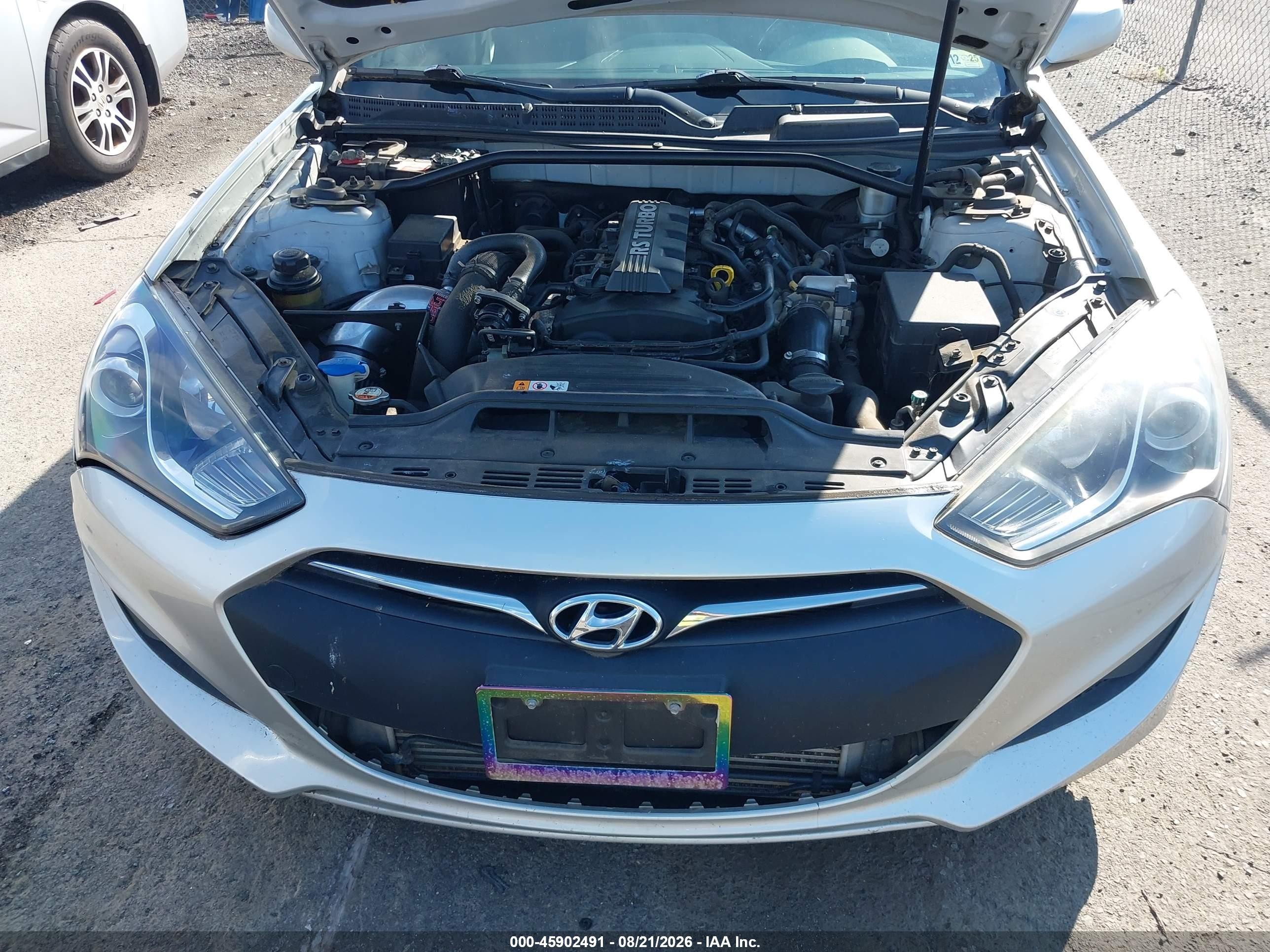 2013 Hyundai Genesis 2.0t Серебряный vin: KMHHT6KD2DU095524