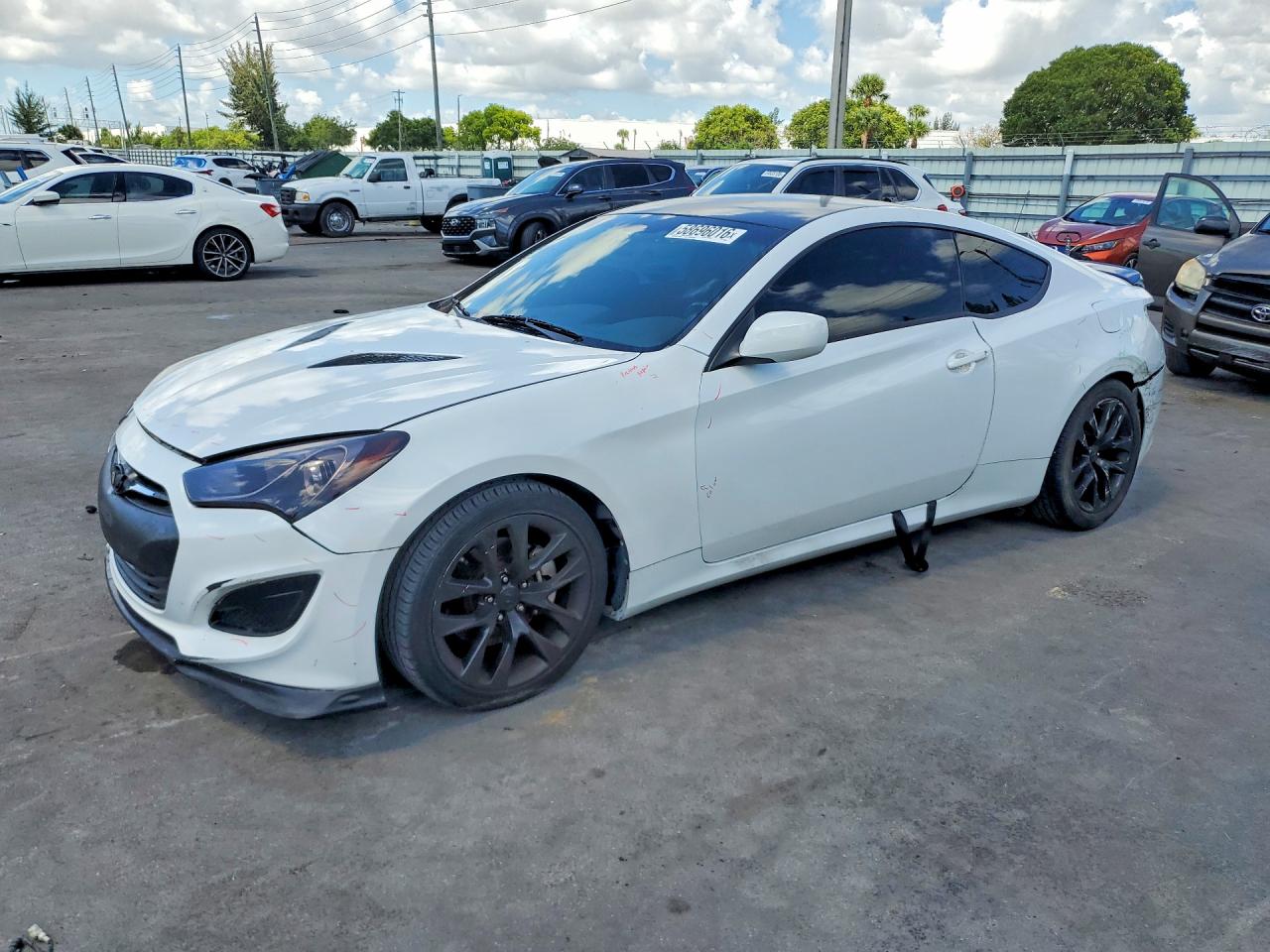 2013 Hyundai Genesis Coupe 2.0t White vin: KMHHT6KD2DU105193