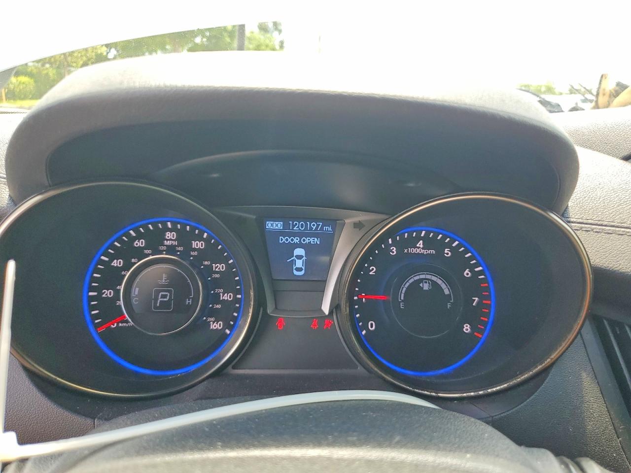2013 Hyundai Genesis Coupe 2.0t White vin: KMHHT6KD2DU105193