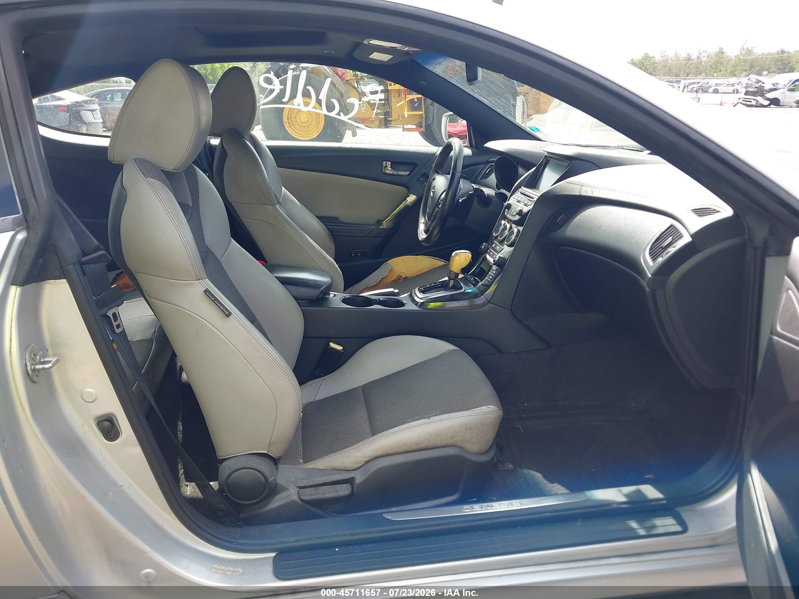 2013 Hyundai Genesis 2.0t Premium Серебряный vin: KMHHT6KD2DU107865