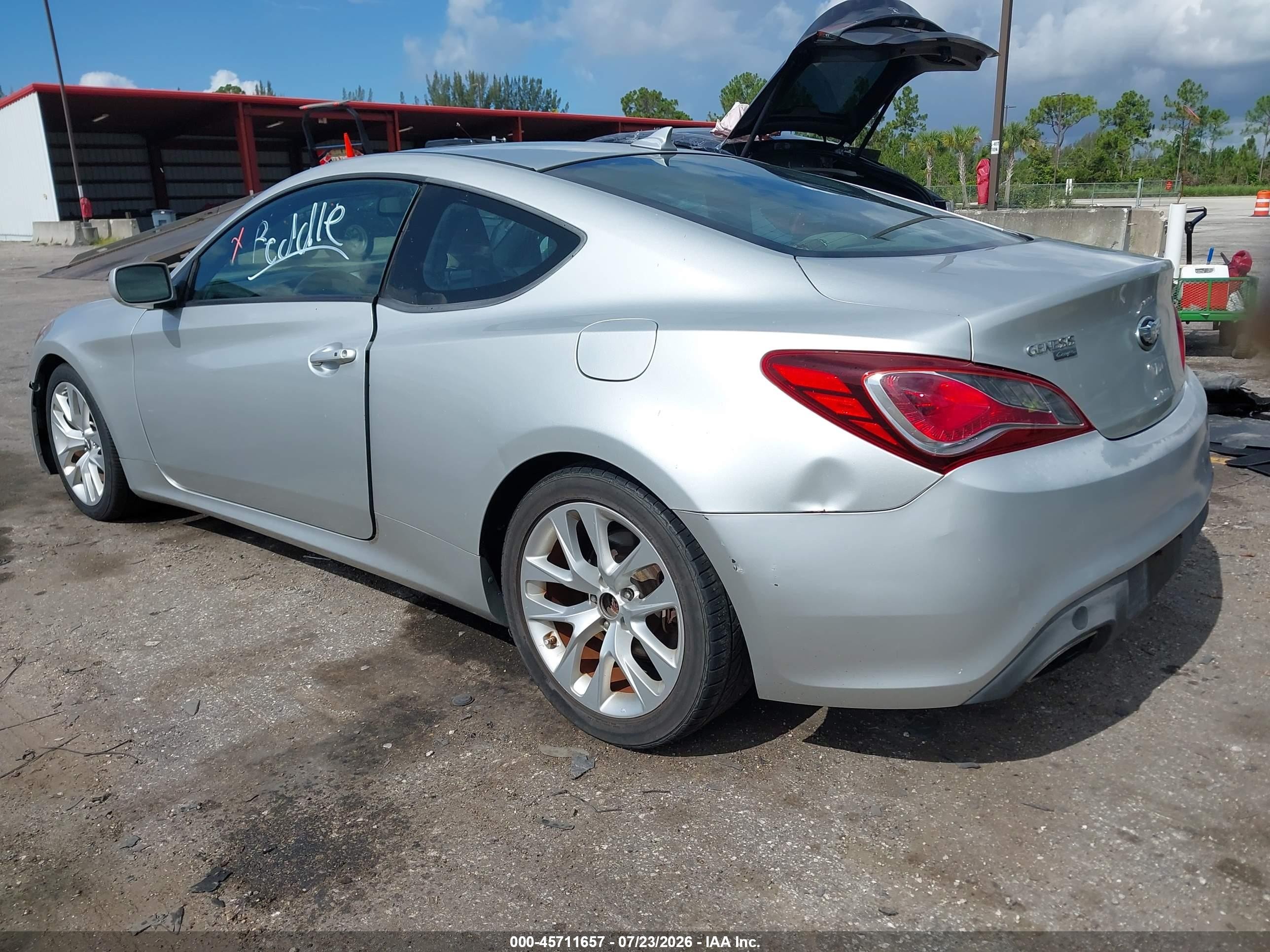 2013 Hyundai Genesis 2.0t Premium Серебряный vin: KMHHT6KD2DU107865