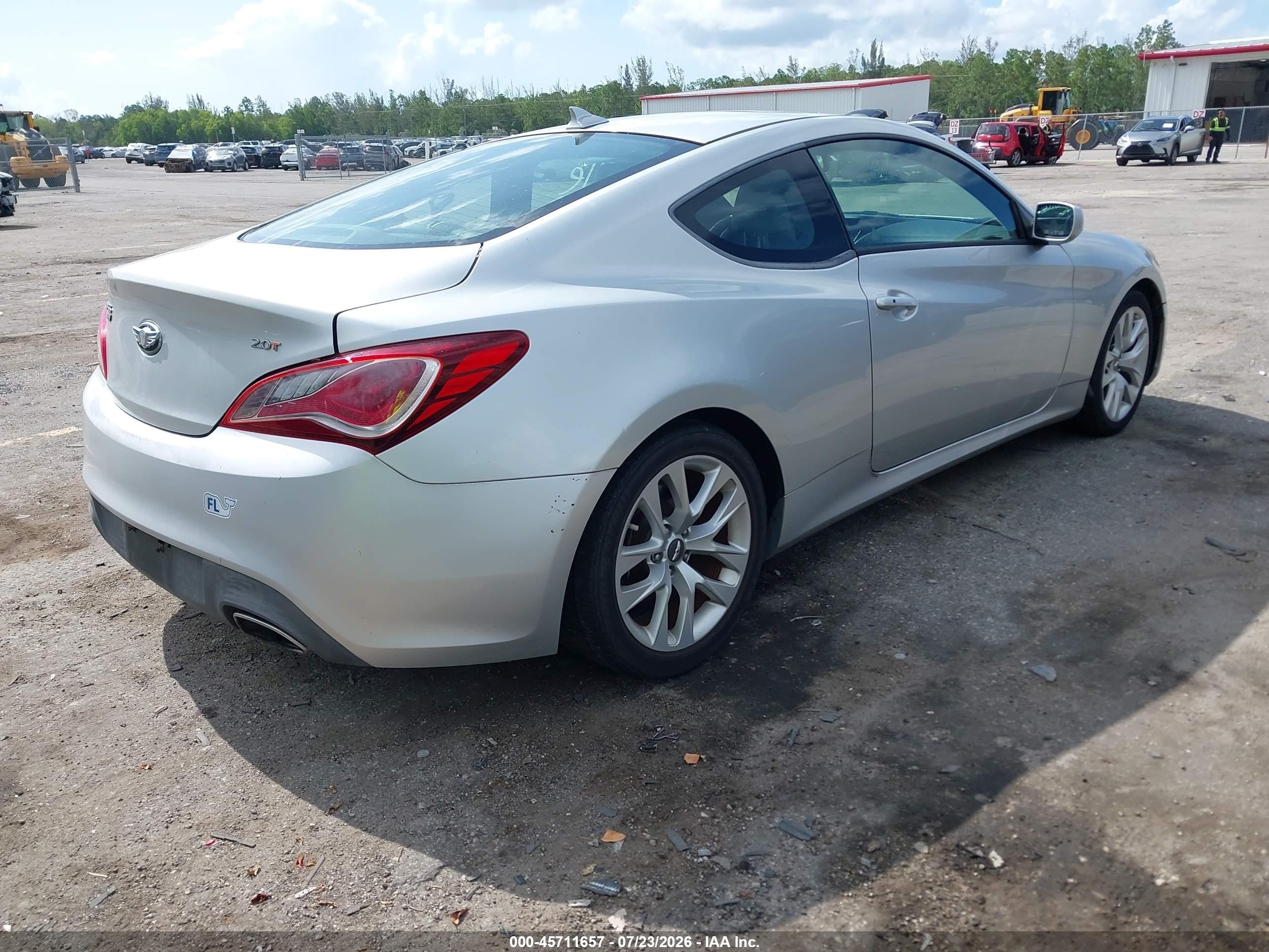 2013 Hyundai Genesis 2.0t Premium Серебряный vin: KMHHT6KD2DU107865