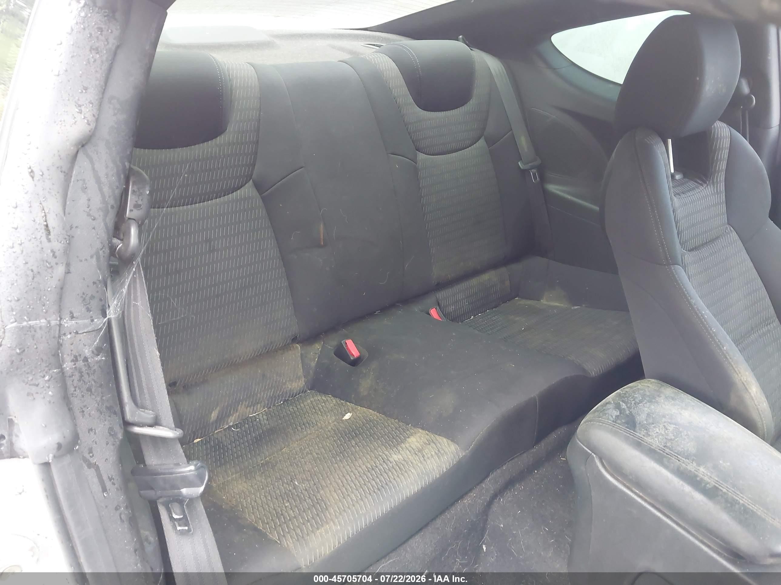 2013 Hyundai Genesis 2.0t Серебряный vin: KMHHT6KD3DU081857