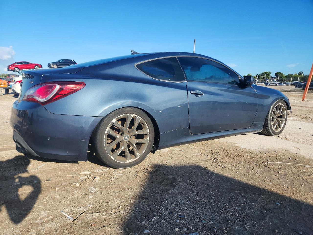 2013 Hyundai Genesis Coupe 2.0t Premium Синий vin: KMHHT6KD3DU084600