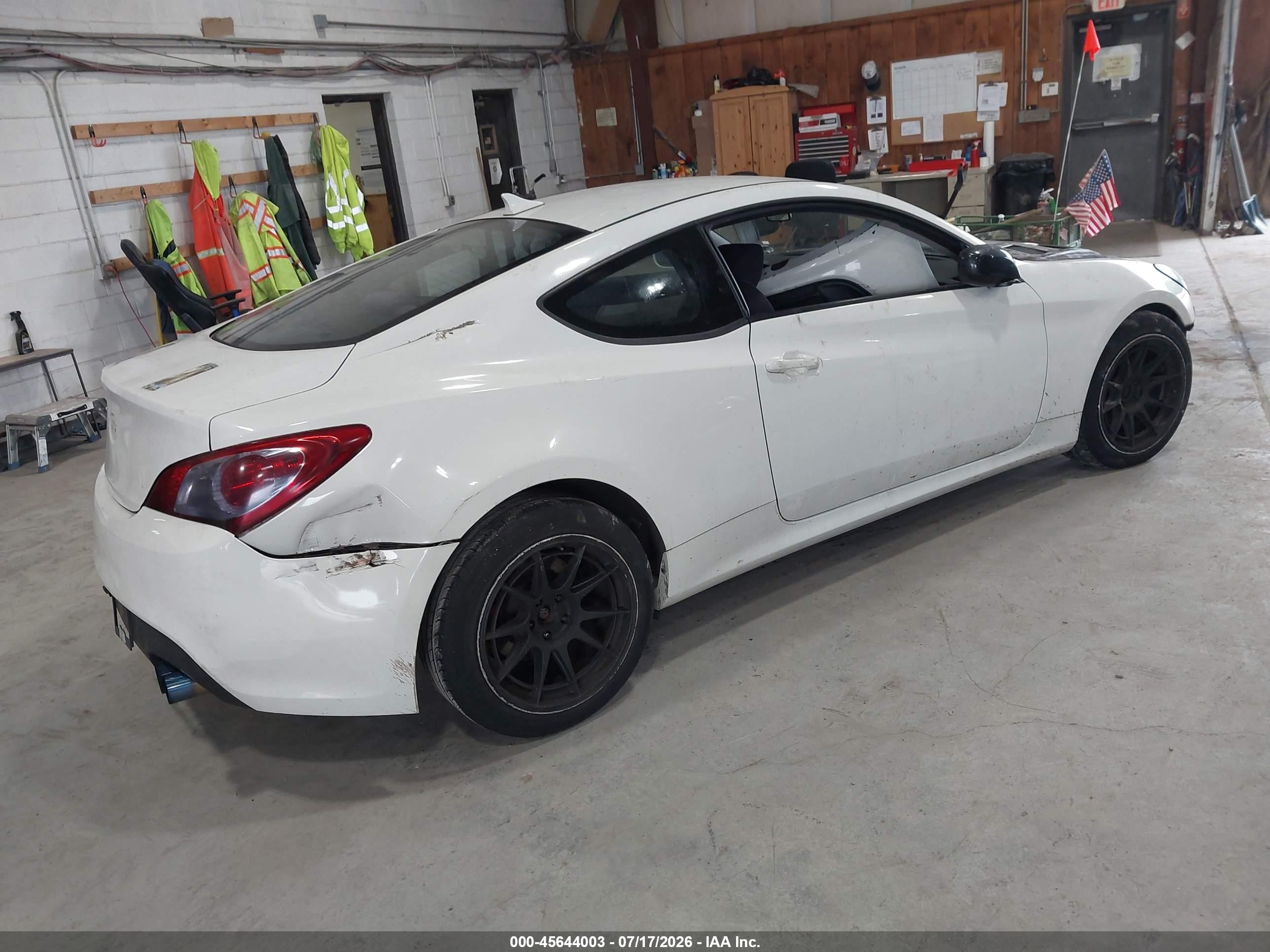 2010 Hyundai Genesis 2.0t White vin: KMHHT6KD4AU008248