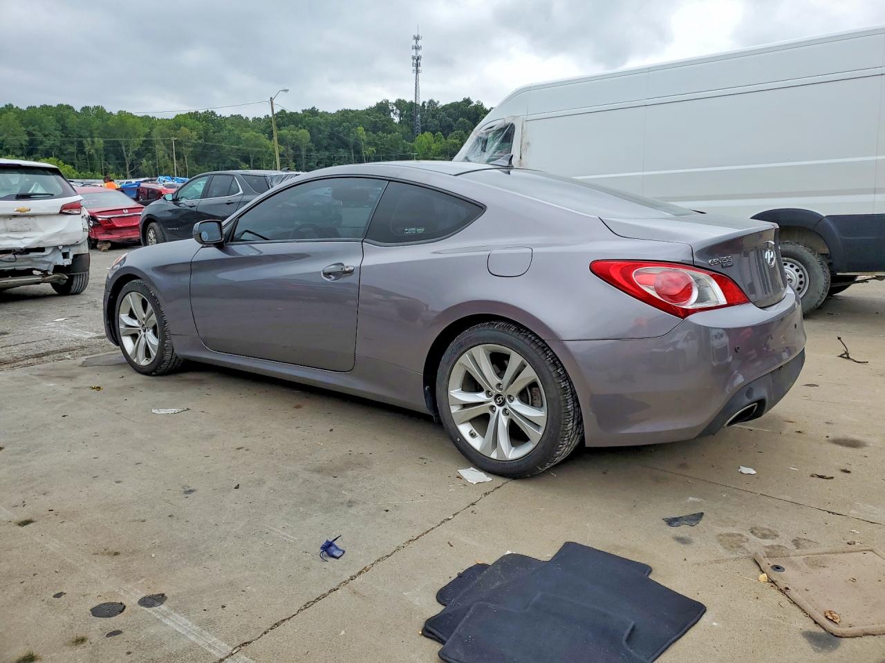 2010 Hyundai Genesis Coupe 2.0t Premium Gray vin: KMHHT6KD4AU037877