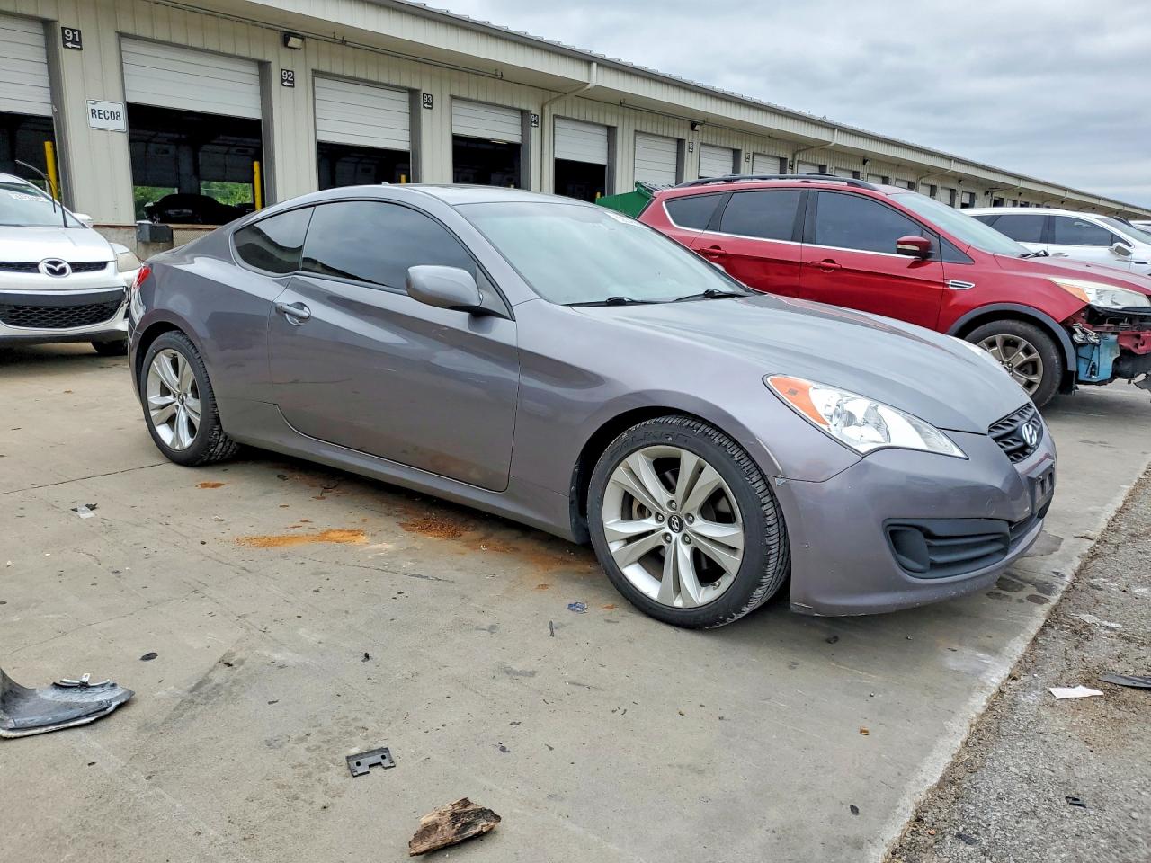 2010 Hyundai Genesis Coupe 2.0t Premium Gray vin: KMHHT6KD4AU037877
