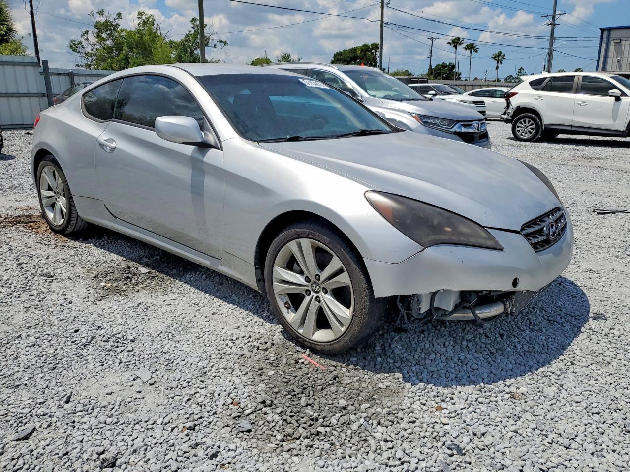 2011 Hyundai Genesis Coupe 2.0t Silver vin: KMHHT6KD4BU044698