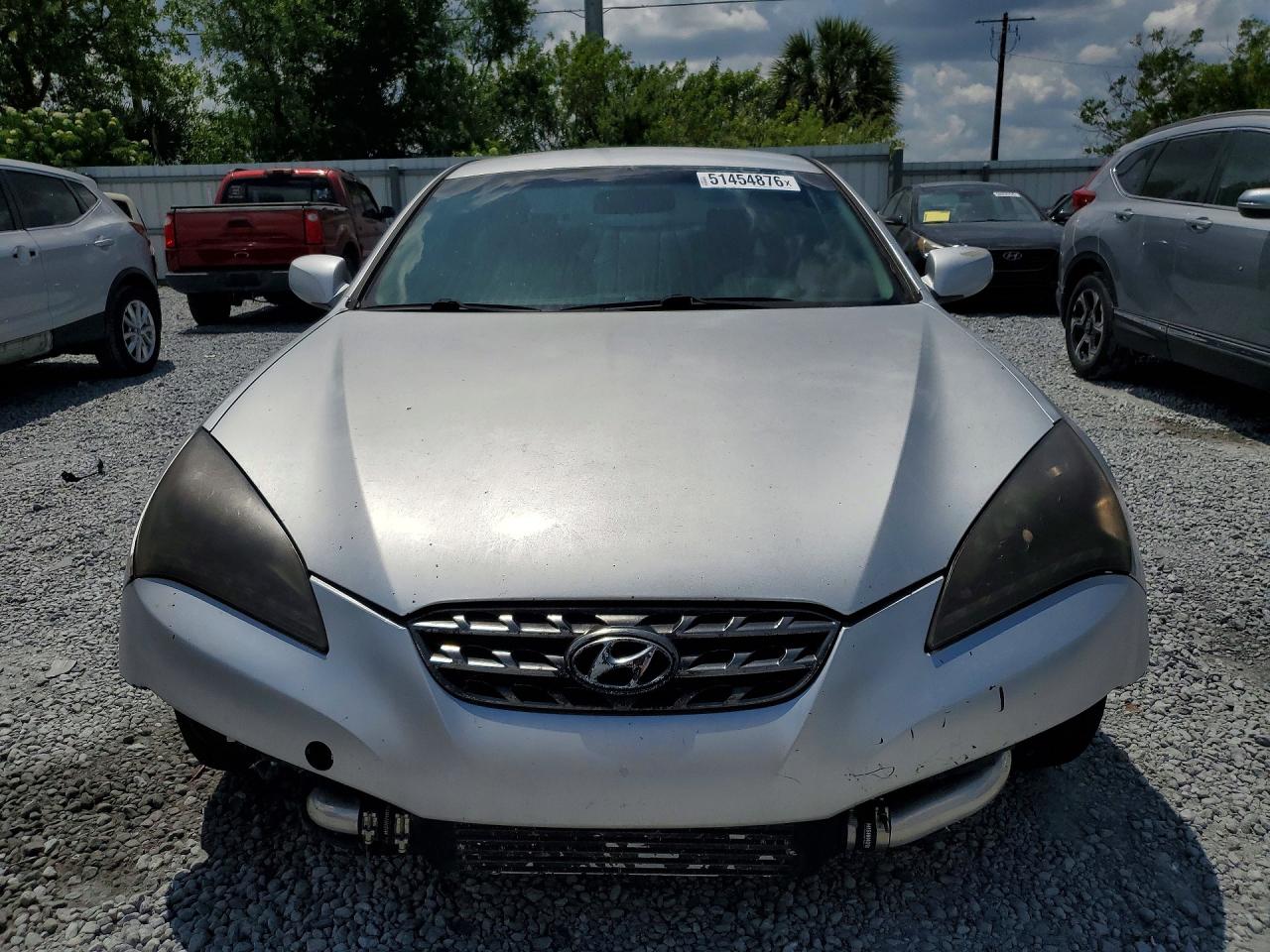 2011 Hyundai Genesis Coupe 2.0t Silver vin: KMHHT6KD4BU044698