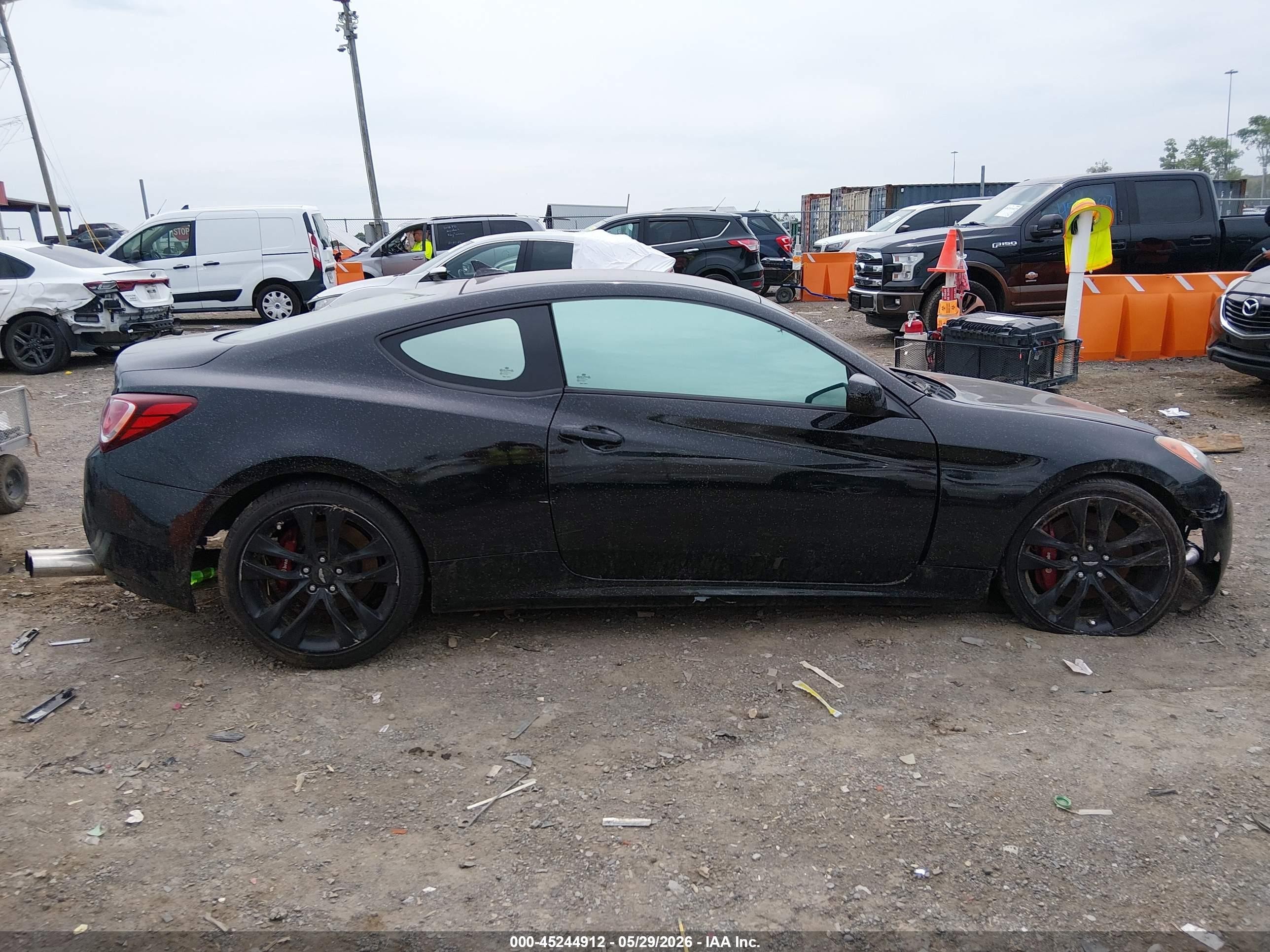 2011 Hyundai Genesis 2.0t R-spec Черный vin: KMHHT6KD4BU054261