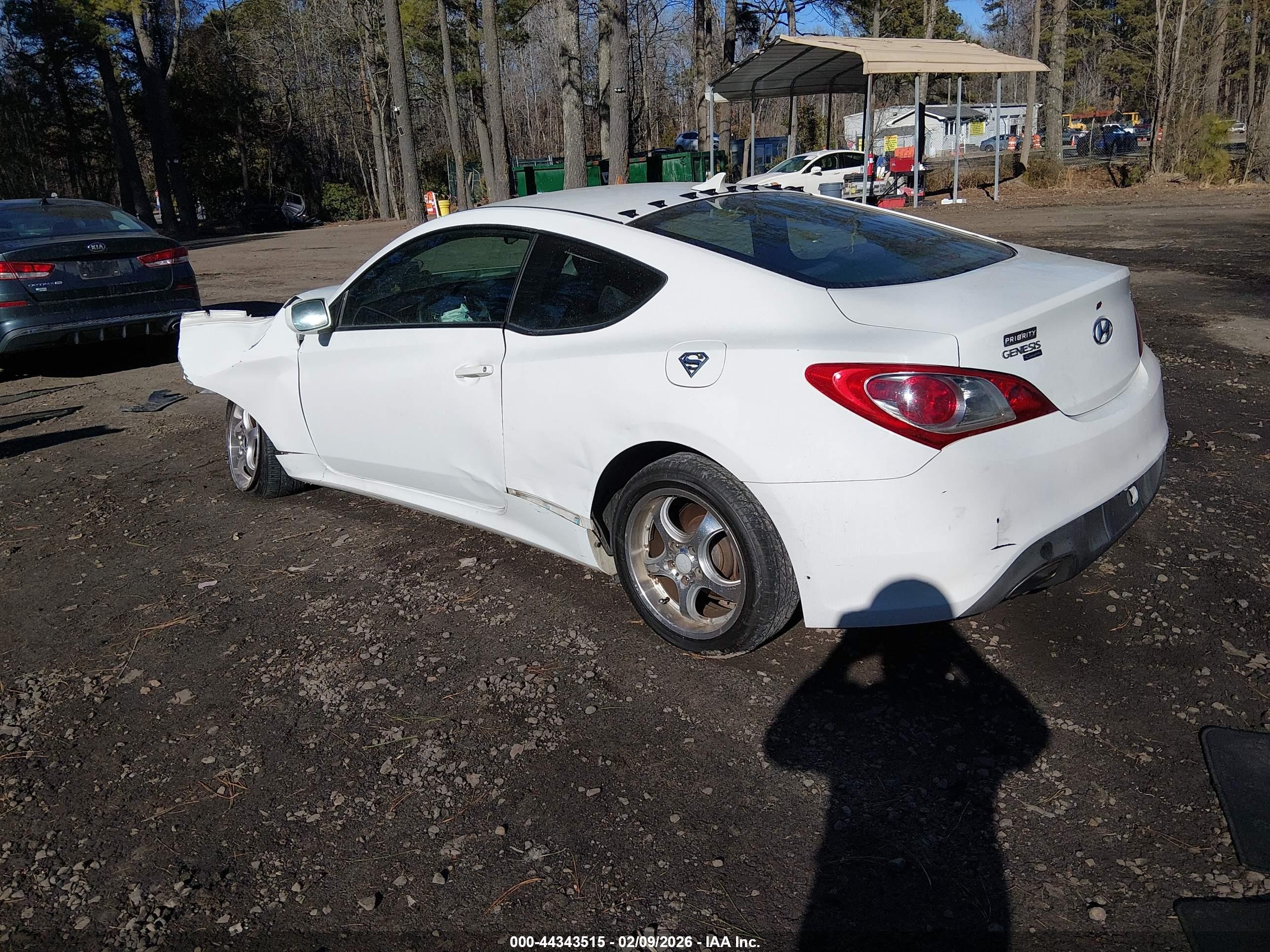 2012 Hyundai Genesis 2.0t White vin: KMHHT6KD4CU074396
