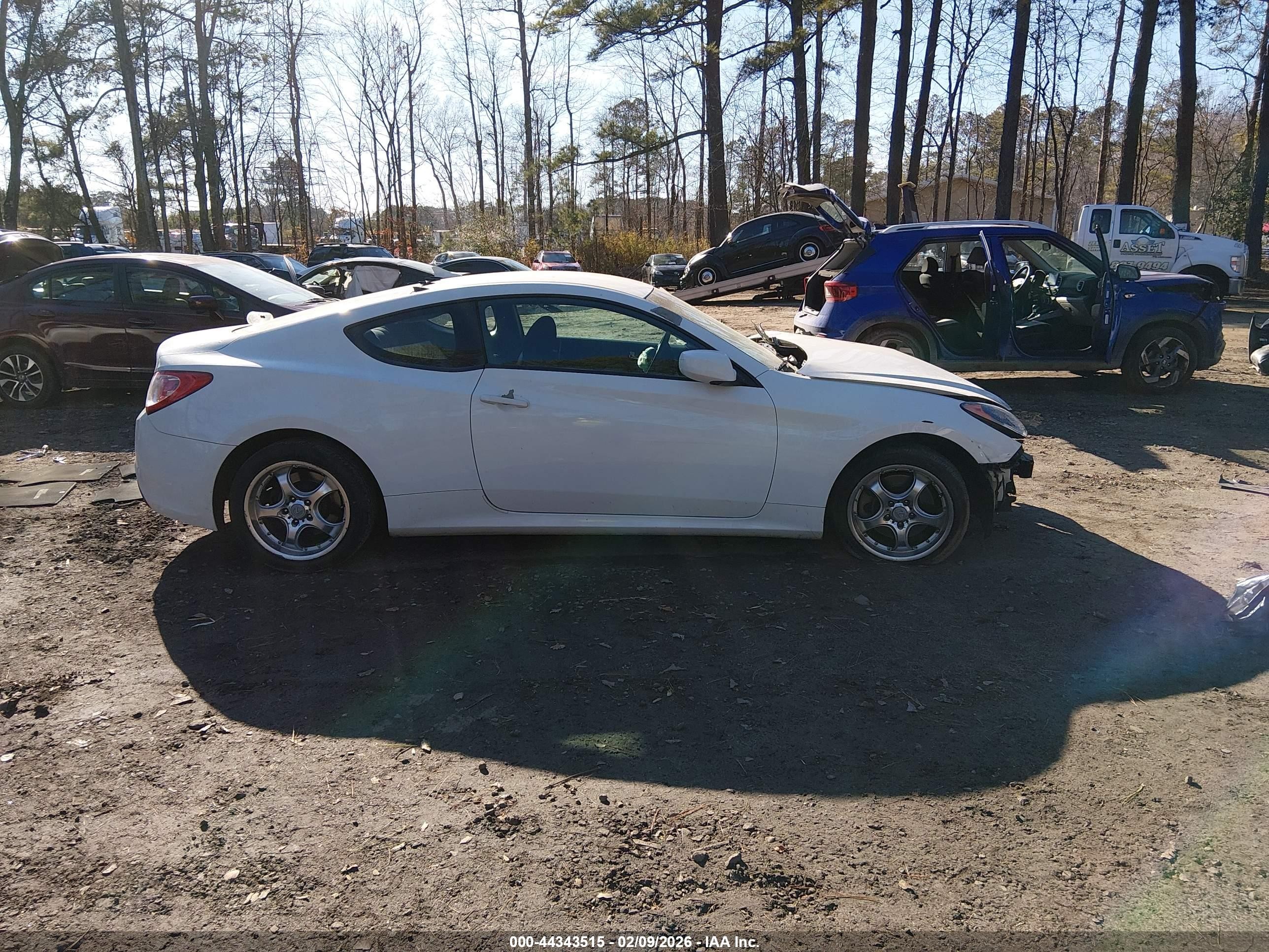 2012 Hyundai Genesis 2.0t White vin: KMHHT6KD4CU074396