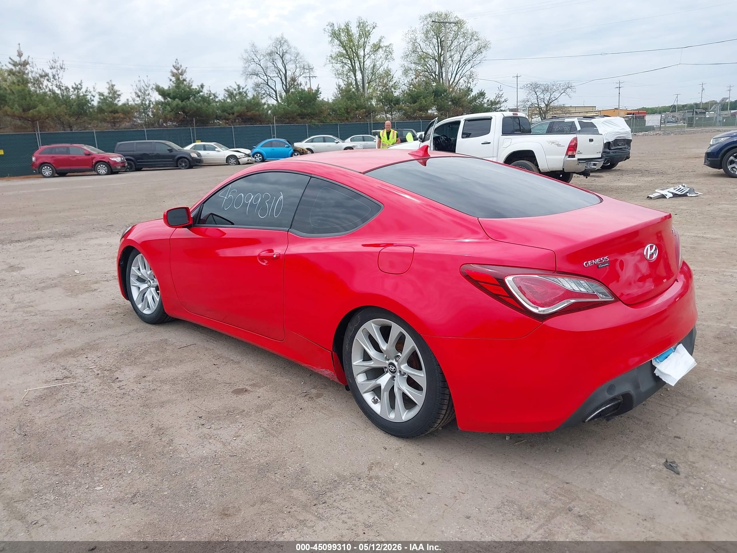 2013 Hyundai Genesis 2.0t Red vin: KMHHT6KD4DU091975