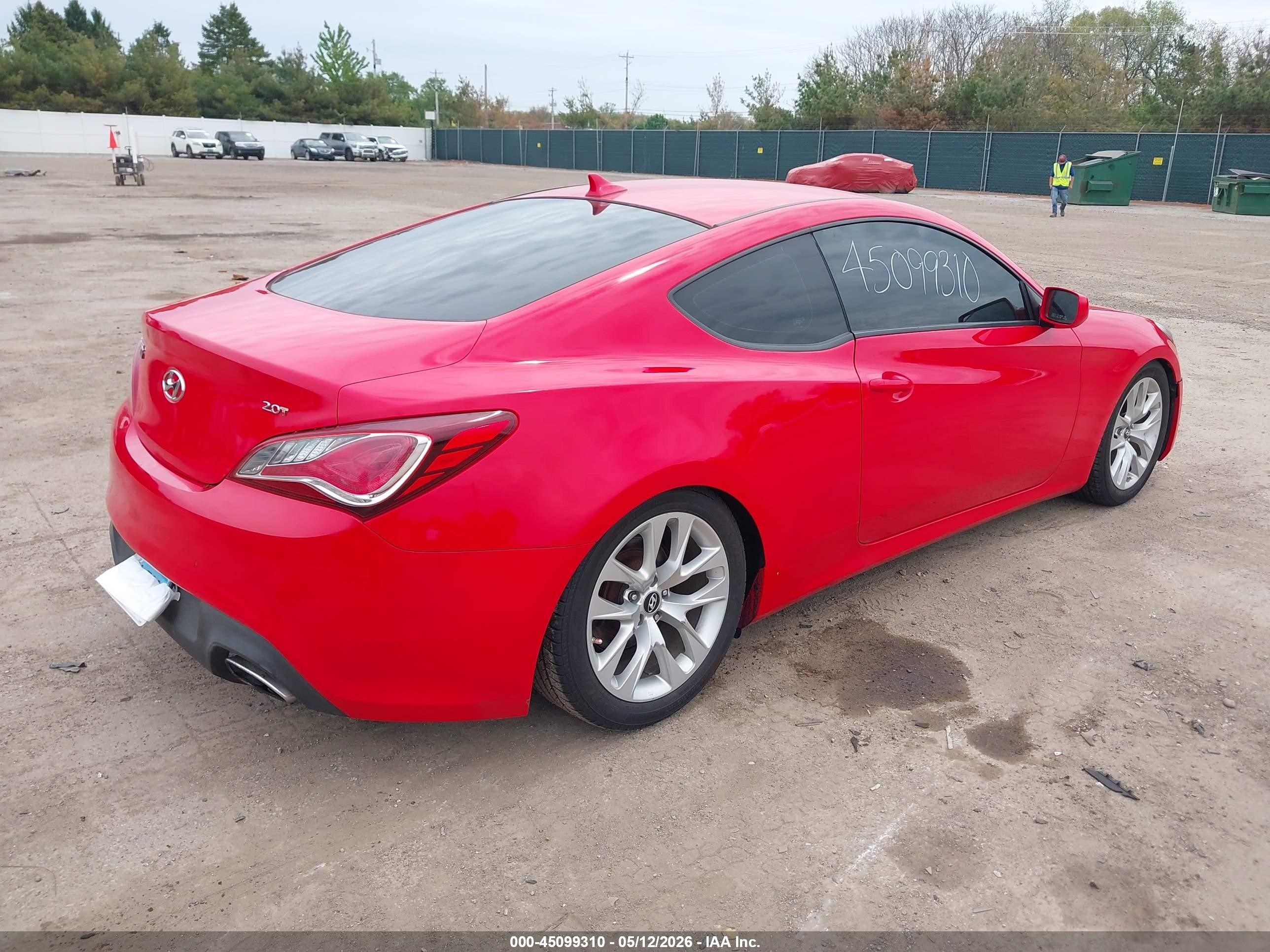 2013 Hyundai Genesis 2.0t Red vin: KMHHT6KD4DU091975