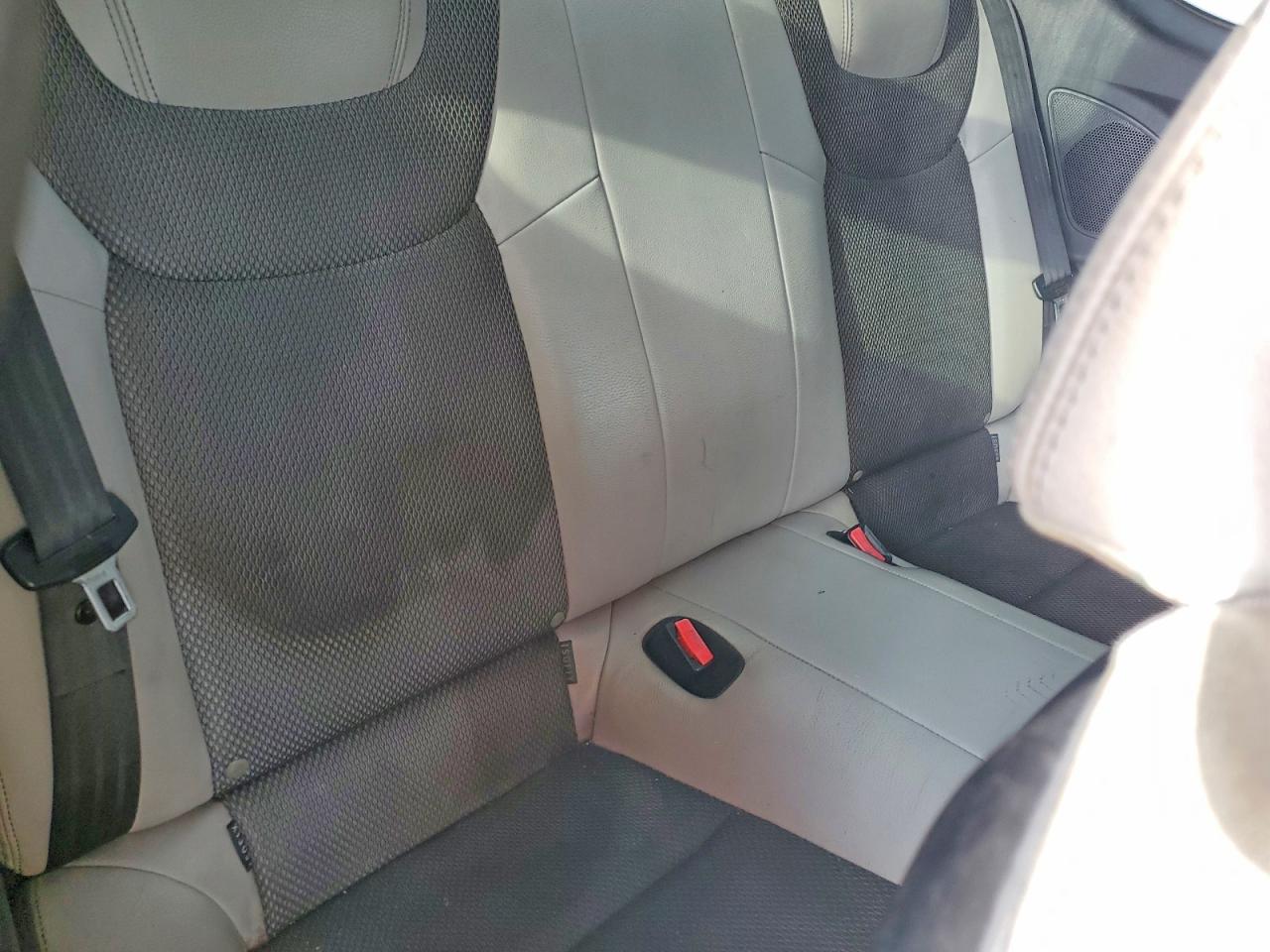 2013 Hyundai Genesis Coupe 2.0t Premium Orange vin: KMHHT6KD4DU094567
