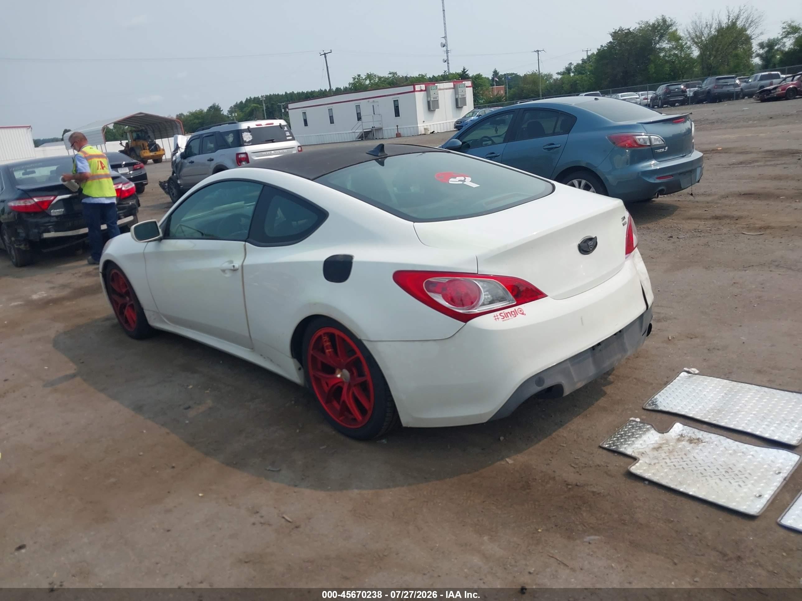 2012 Hyundai Genesis 2.0t R-spec Silver vin: KMHHT6KD5CU074214