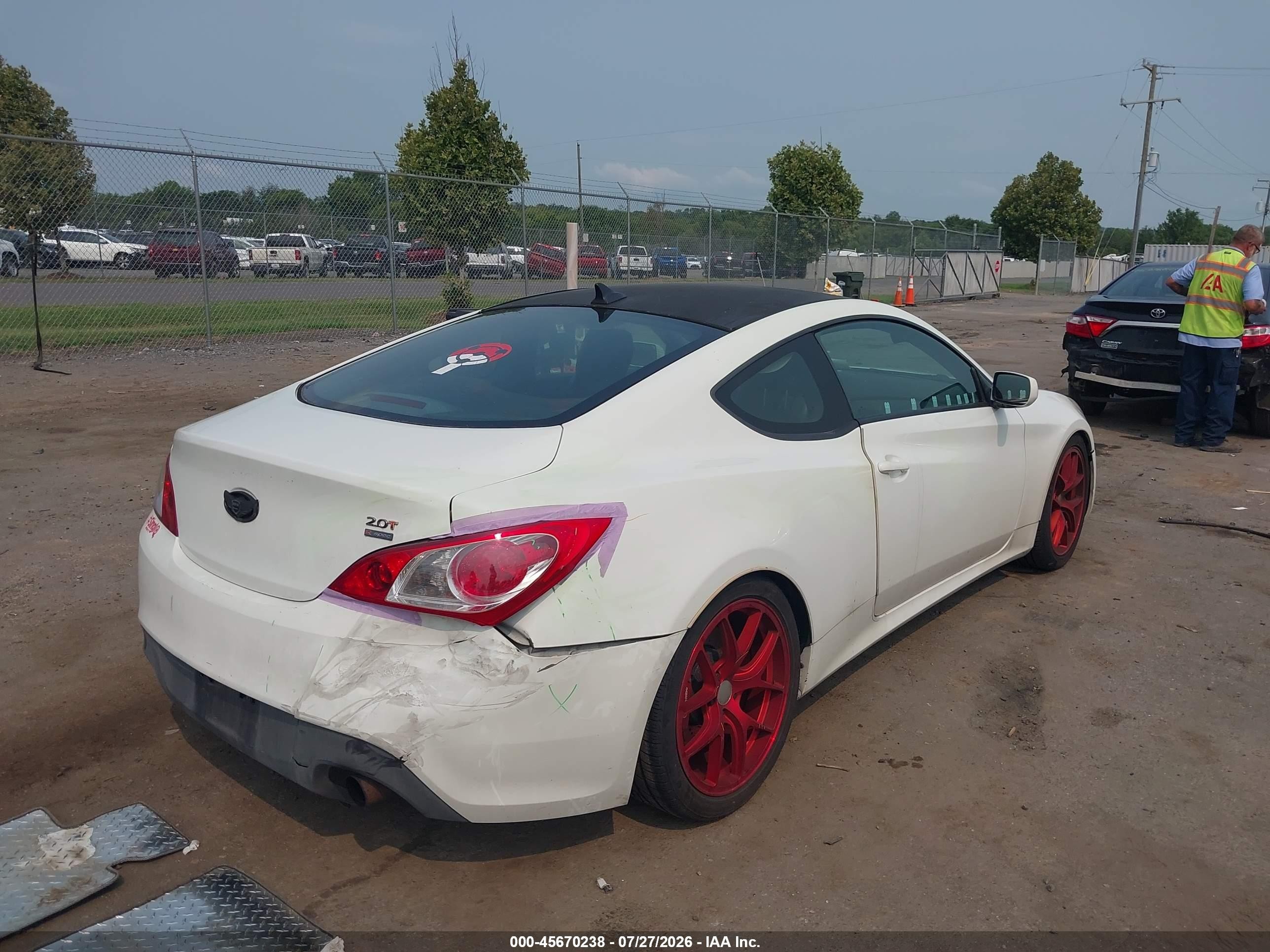 2012 Hyundai Genesis 2.0t R-spec Silver vin: KMHHT6KD5CU074214