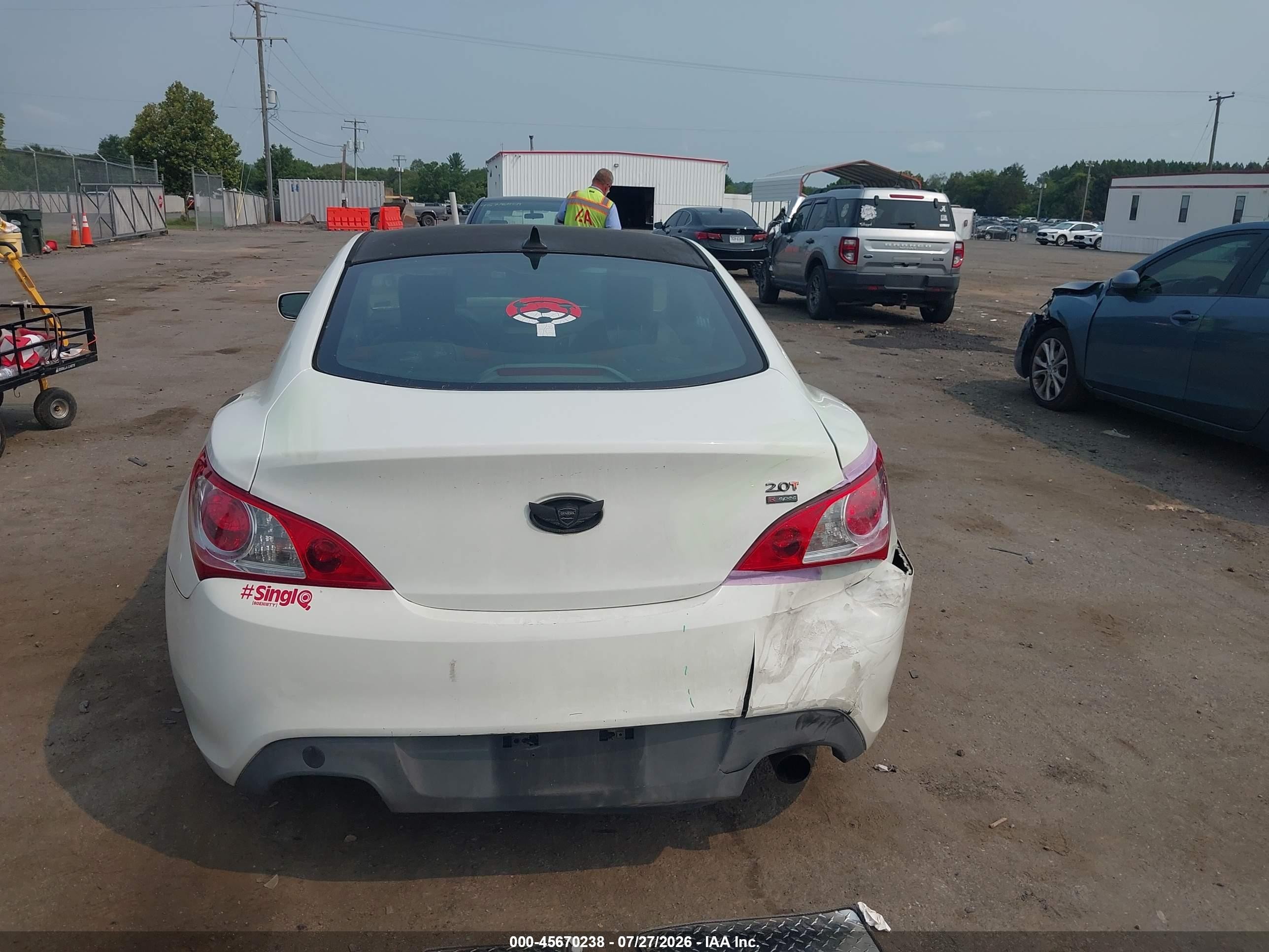 2012 Hyundai Genesis 2.0t R-spec Silver vin: KMHHT6KD5CU074214