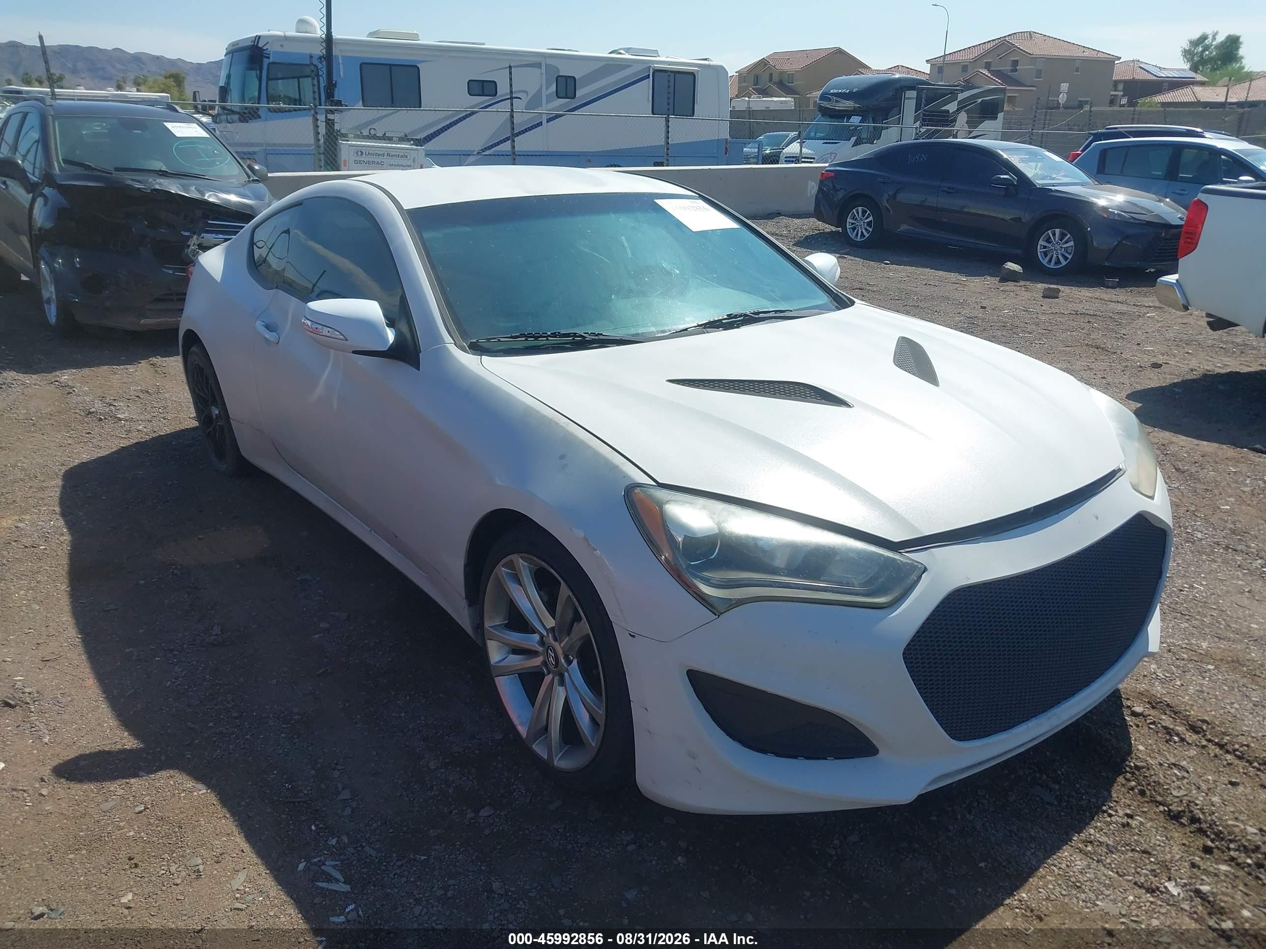 2013 Hyundai Genesis 2.0t White vin: KMHHT6KD5DU109559