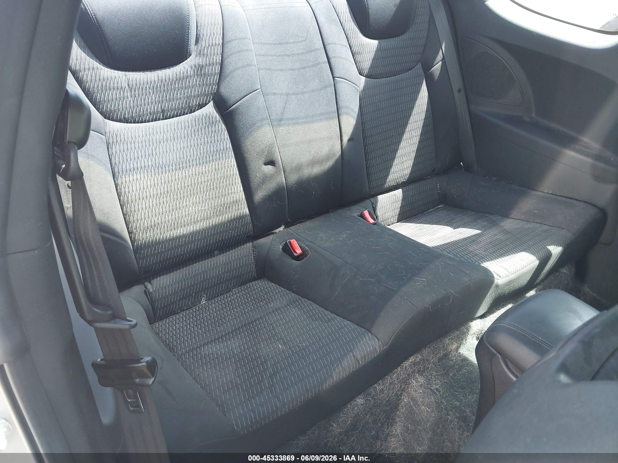 2014 Hyundai Genesis 2.0t Silver vin: KMHHT6KD5EU115539
