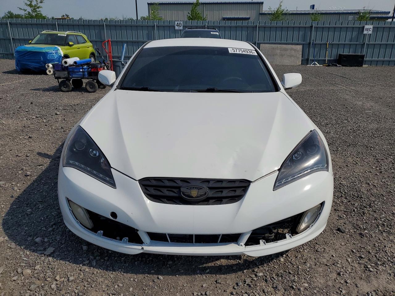 2010 Hyundai Genesis Coupe 2.0t White vin: KMHHT6KD6AU015055