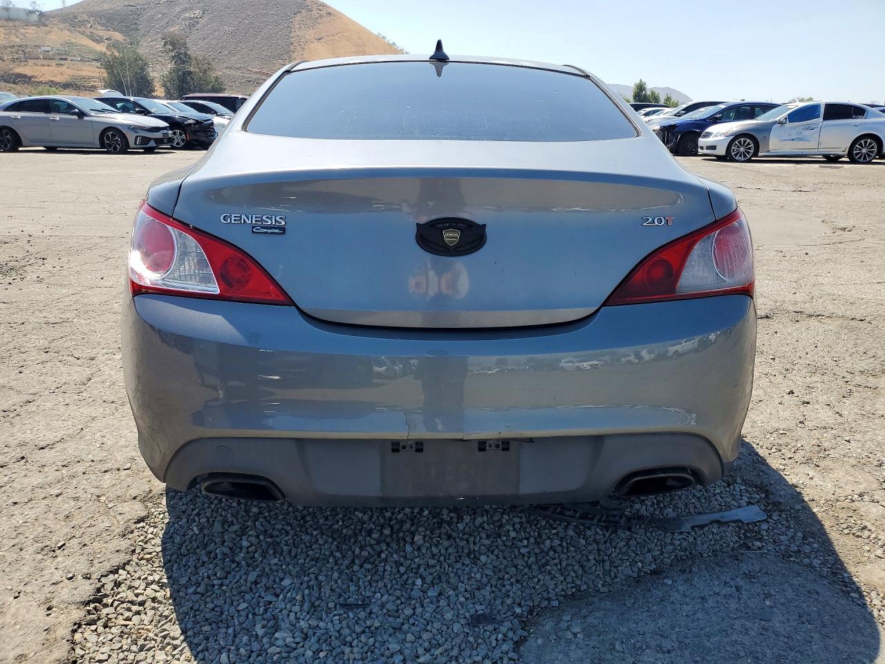 2010 Hyundai Genesis Coupe 2.0t Gray vin: KMHHT6KD6AU035676