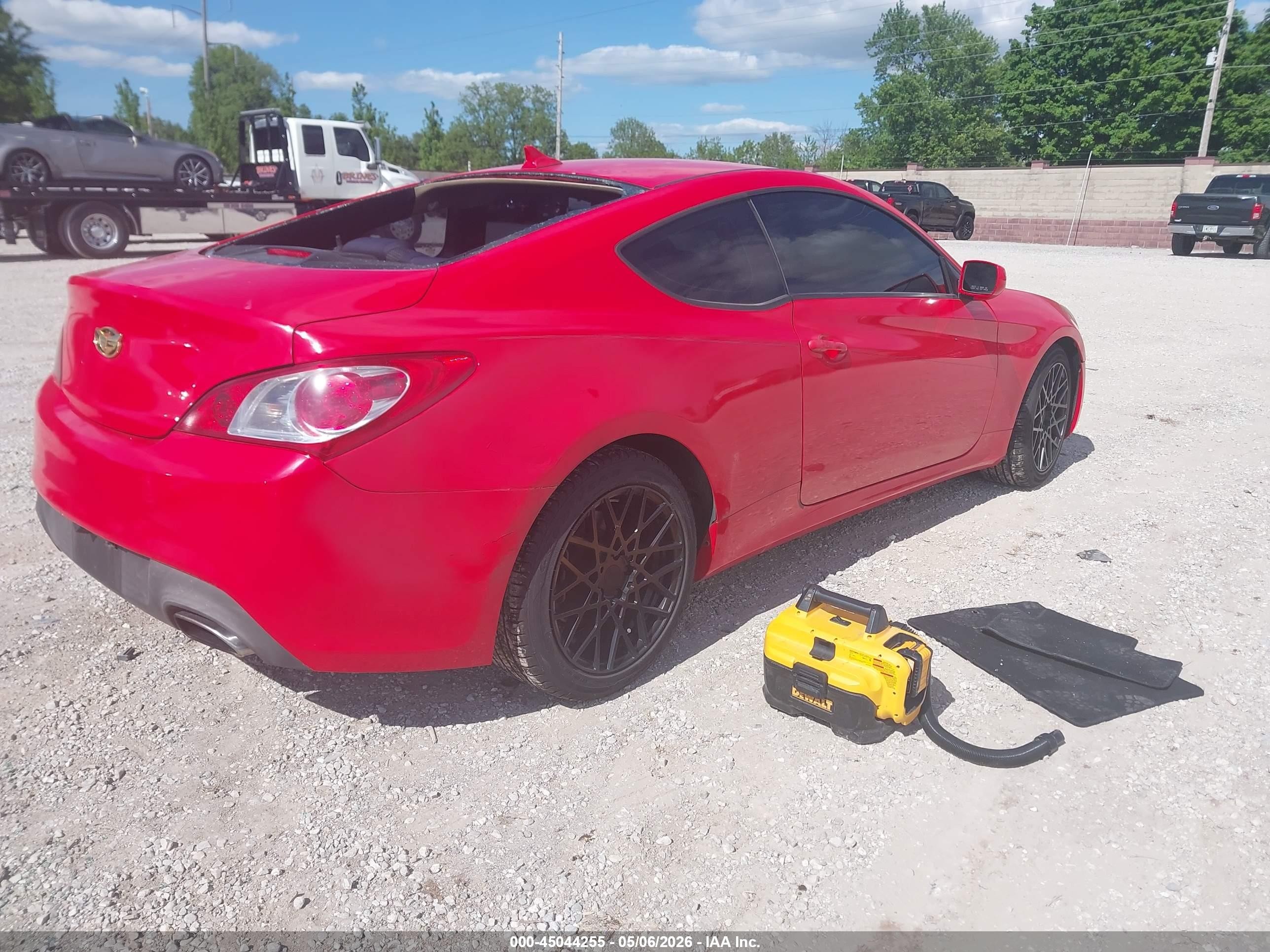 2012 Hyundai Genesis 2.0t Red vin: KMHHT6KD6CU067031