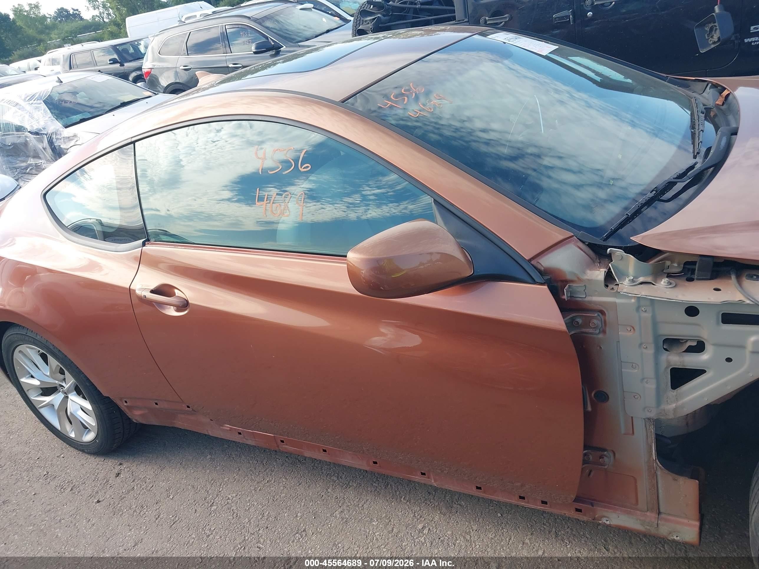 2013 Hyundai Genesis 2.0t Premium Orange vin: KMHHT6KD6DU082100