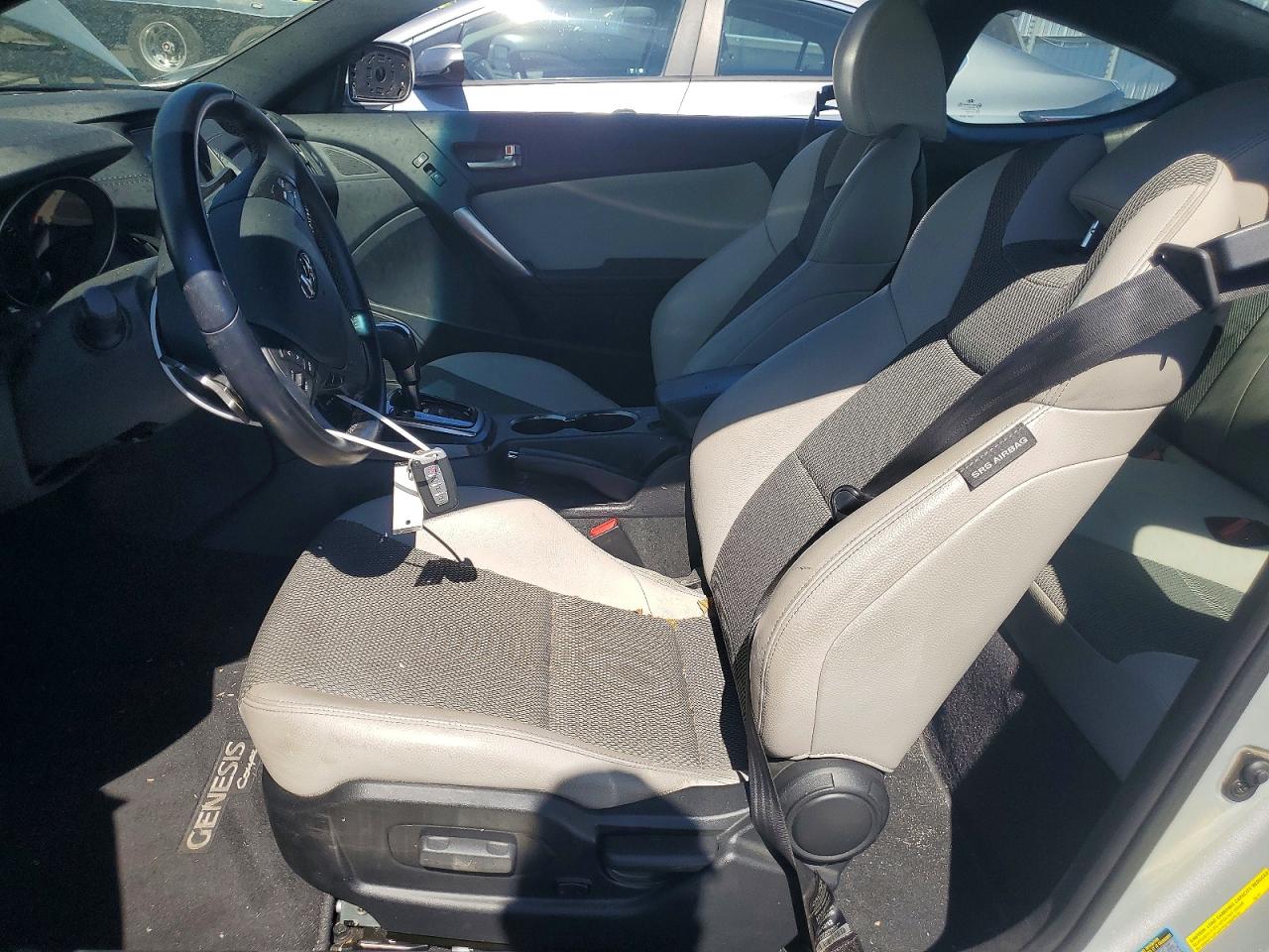 2013 Hyundai Genesis Coupe 2.0t Premium Silver vin: KMHHT6KD6DU097521
