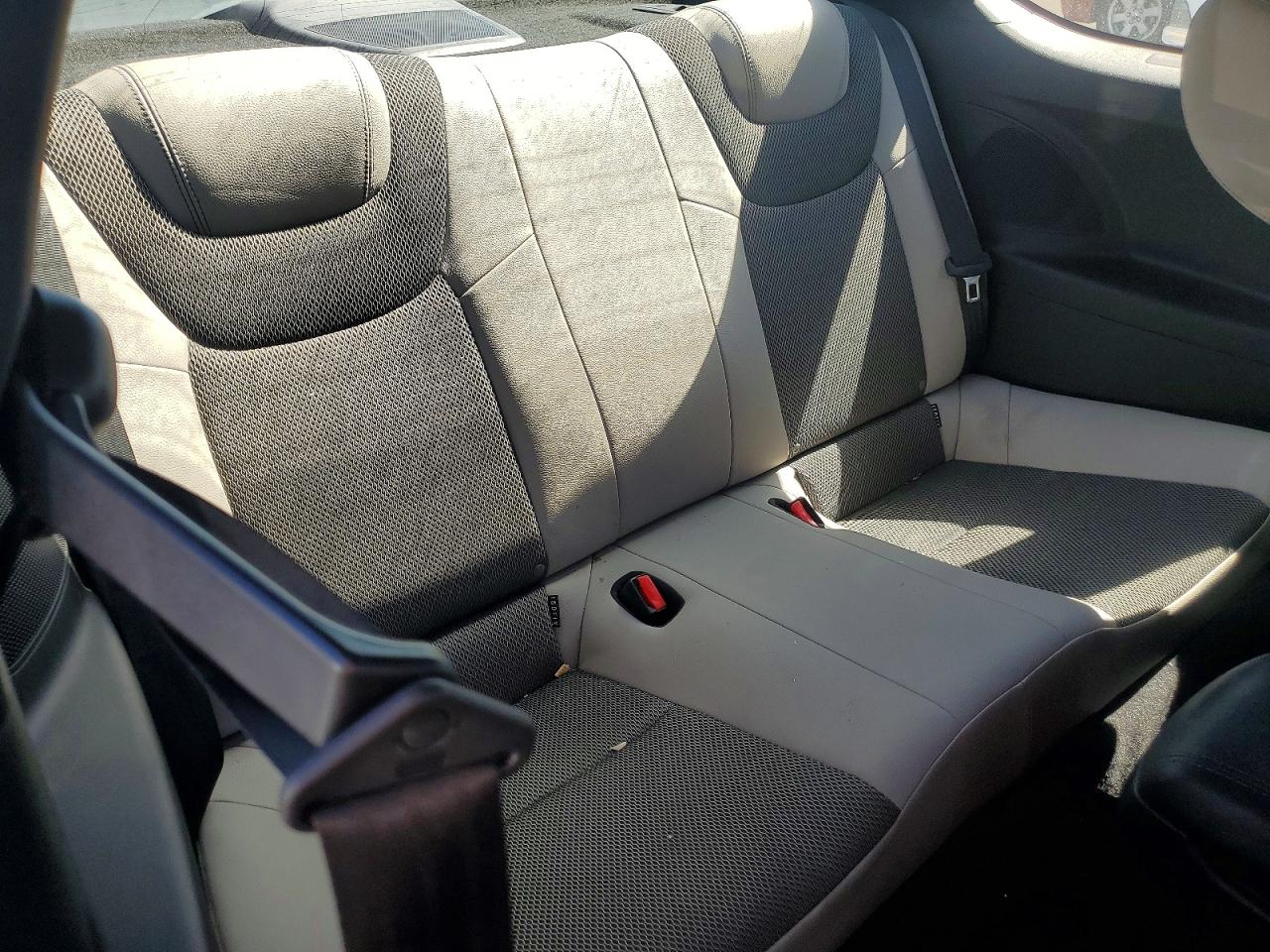 2013 Hyundai Genesis Coupe 2.0t Premium Silver vin: KMHHT6KD6DU097521